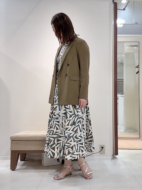 YUIさんの「UNTITLED｜◆【セットアップ可/接触冷感/通気性】ドライシアーダブルジャケット」を使ったコーディネート