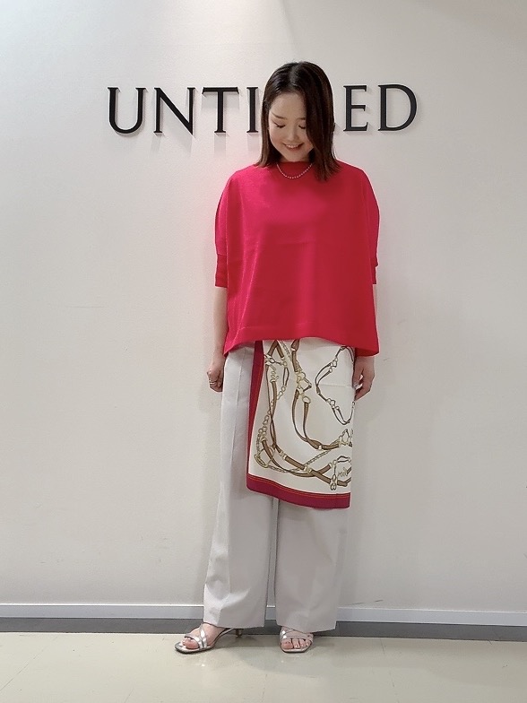 YUIさんの「UNTITLED｜【アンサンブル可/洗える】シアーレーヨンニット」を使ったコーディネート