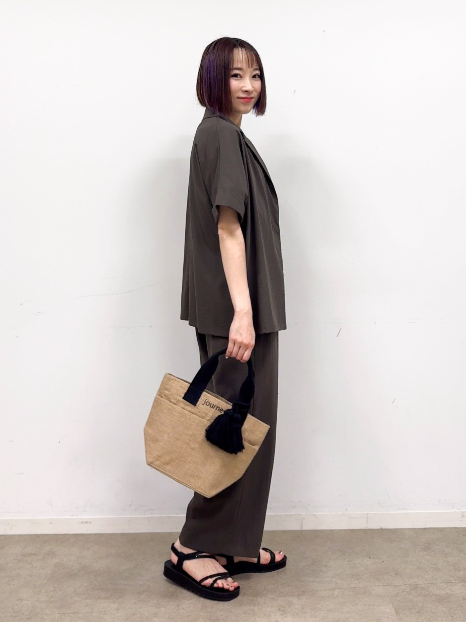 𝐜𝐡𝐢𝐤𝐚さんの「SHOO･LA･RUE｜【高レビュー/洗濯機可/セットアップ可】軽凛(かろりん) 半袖ジャケット」を使ったコーディネート