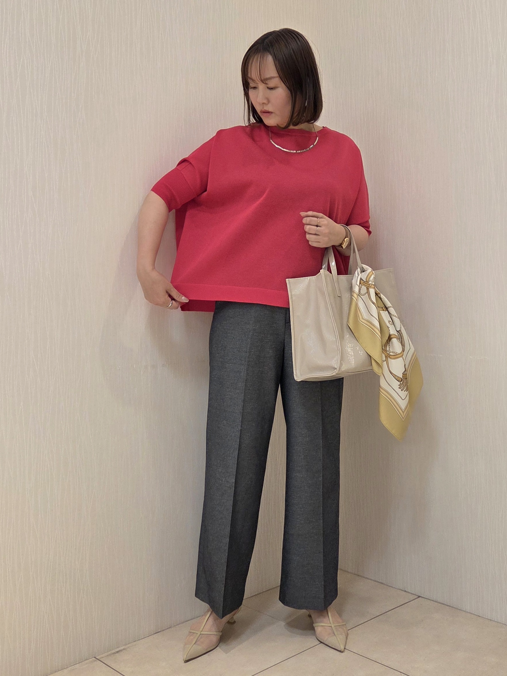 naokoさんの「UNTITLED｜【アンサンブル可/洗える】シアーレーヨンニット」を使ったコーディネート
