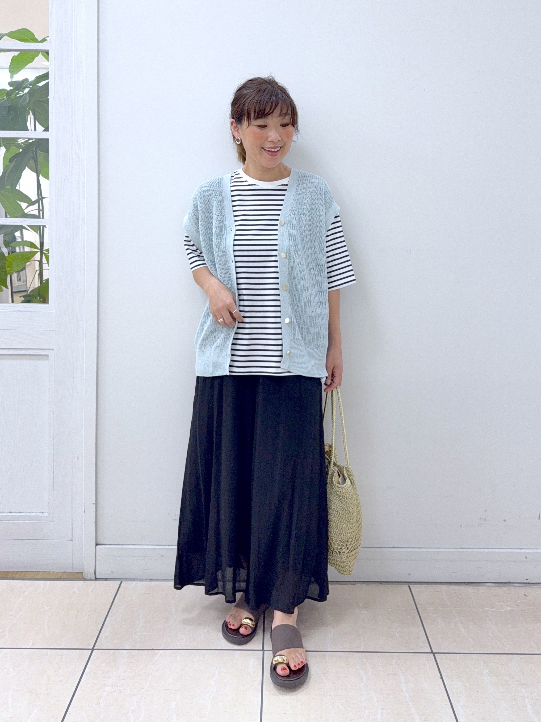 Osawaさんの「Dessin｜【洗える】ペーパー混ニットベスト」を使ったコーディネート