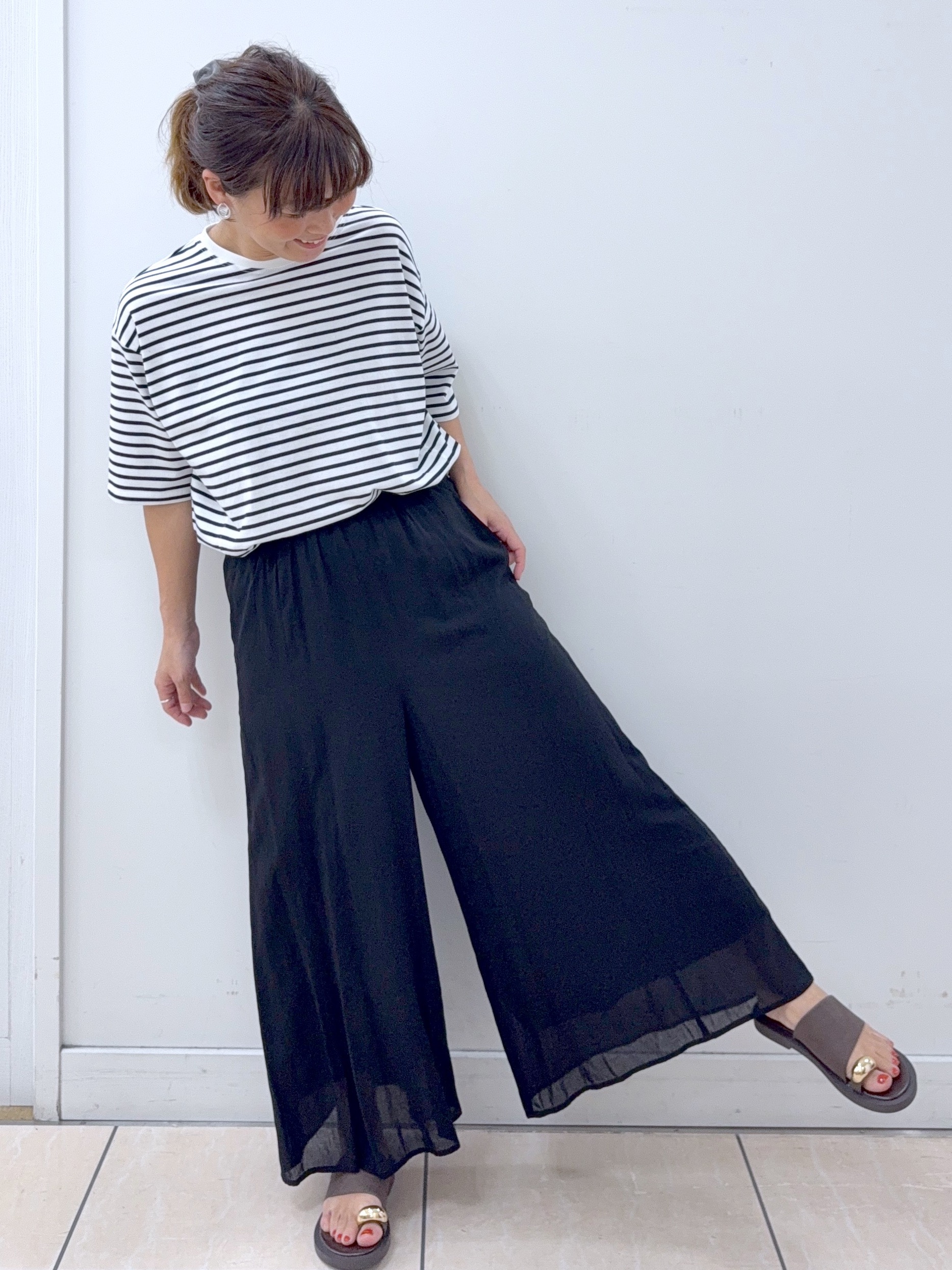 Osawaさんの「Dessin｜【洗える】ペーパー混ニットベスト」を使ったコーディネート