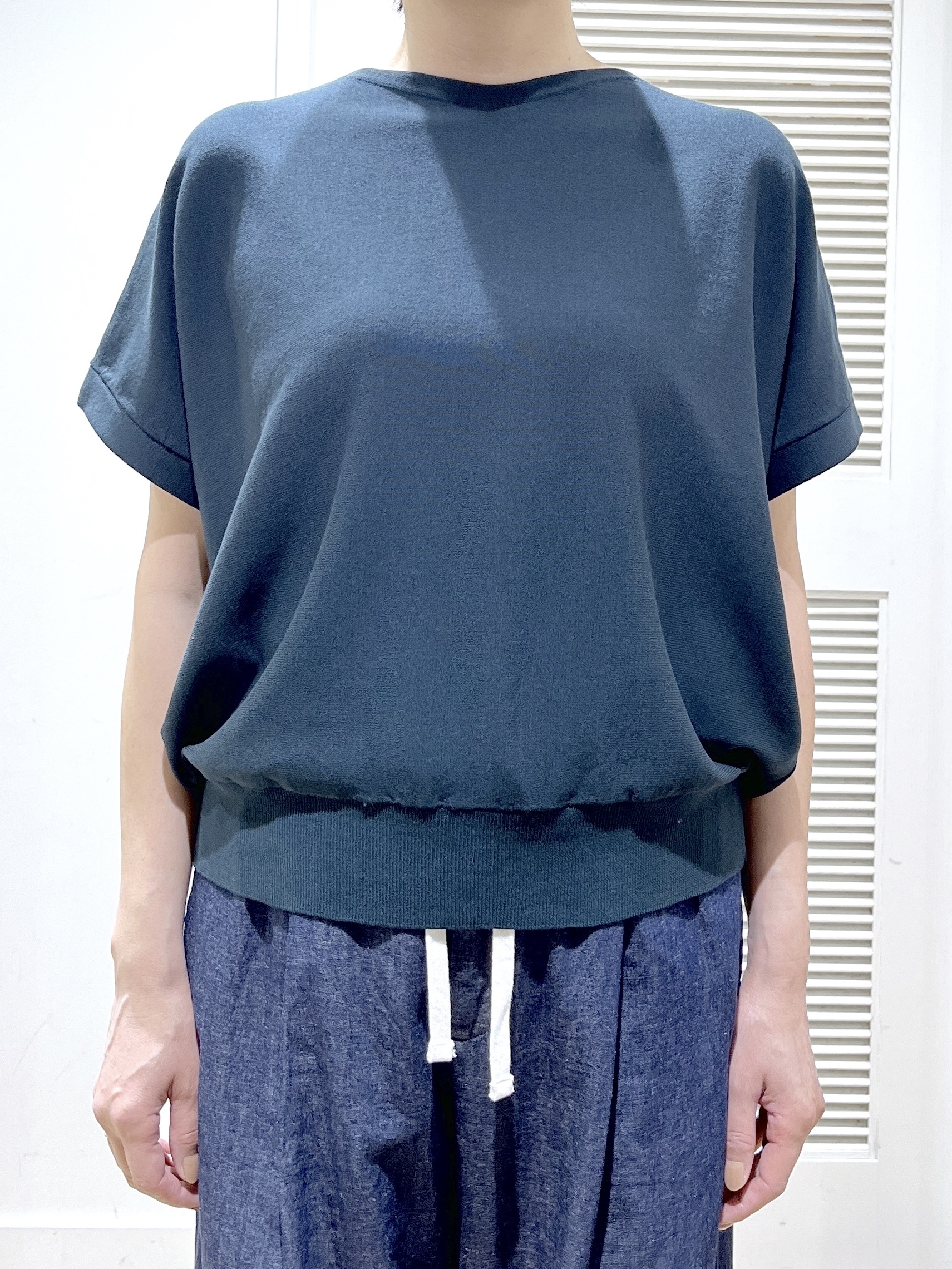 Miyazakiさんの「Dessin｜【洗える】綿麻ドロストライトデニムパンツ」を使ったコーディネート