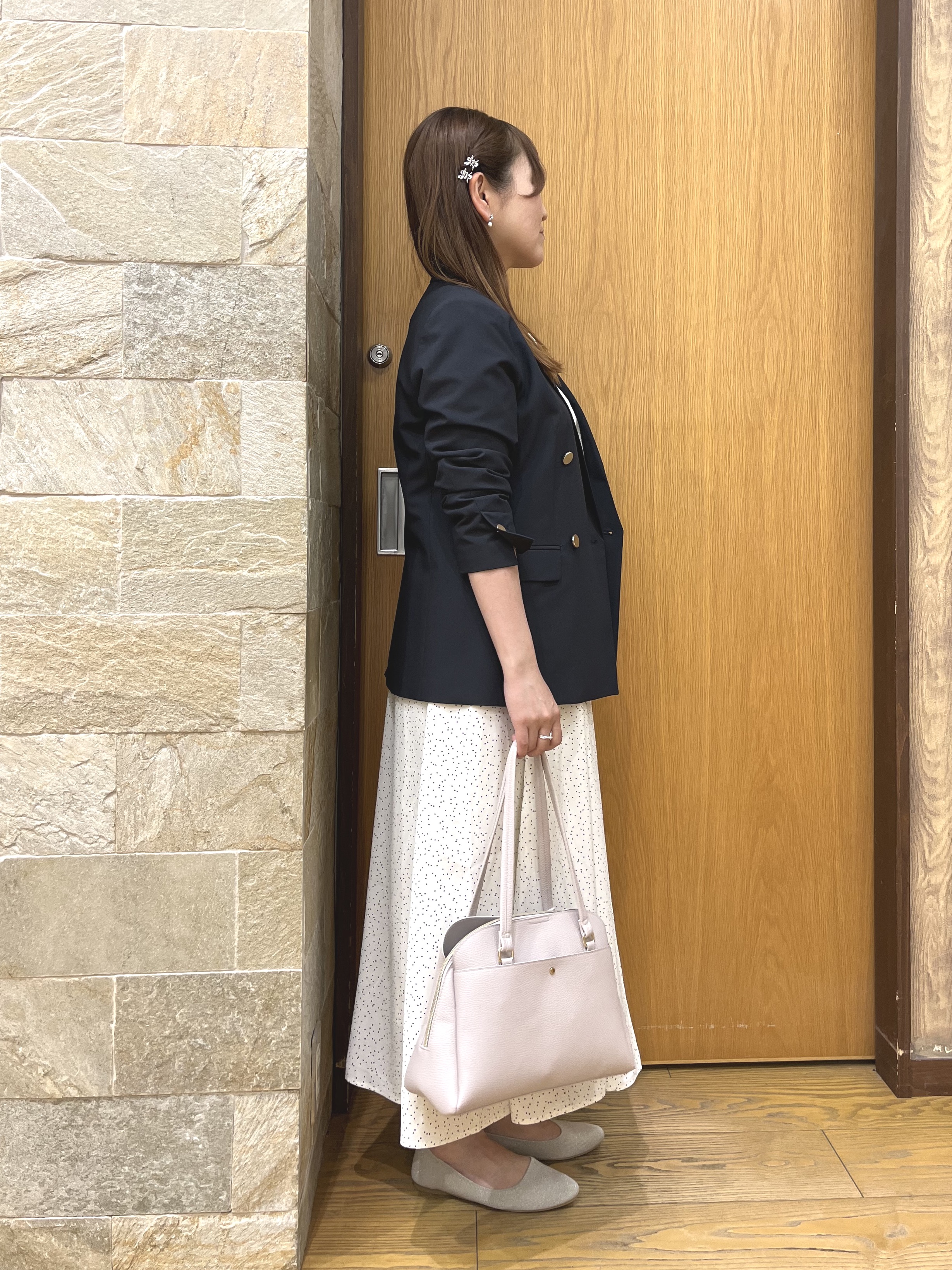 ゆっきーさんの「SHOO･LA･RUE｜【UV/セットアップ可】洗濯後しわになりにくい スキッパーブラウス」を使ったコーディネート