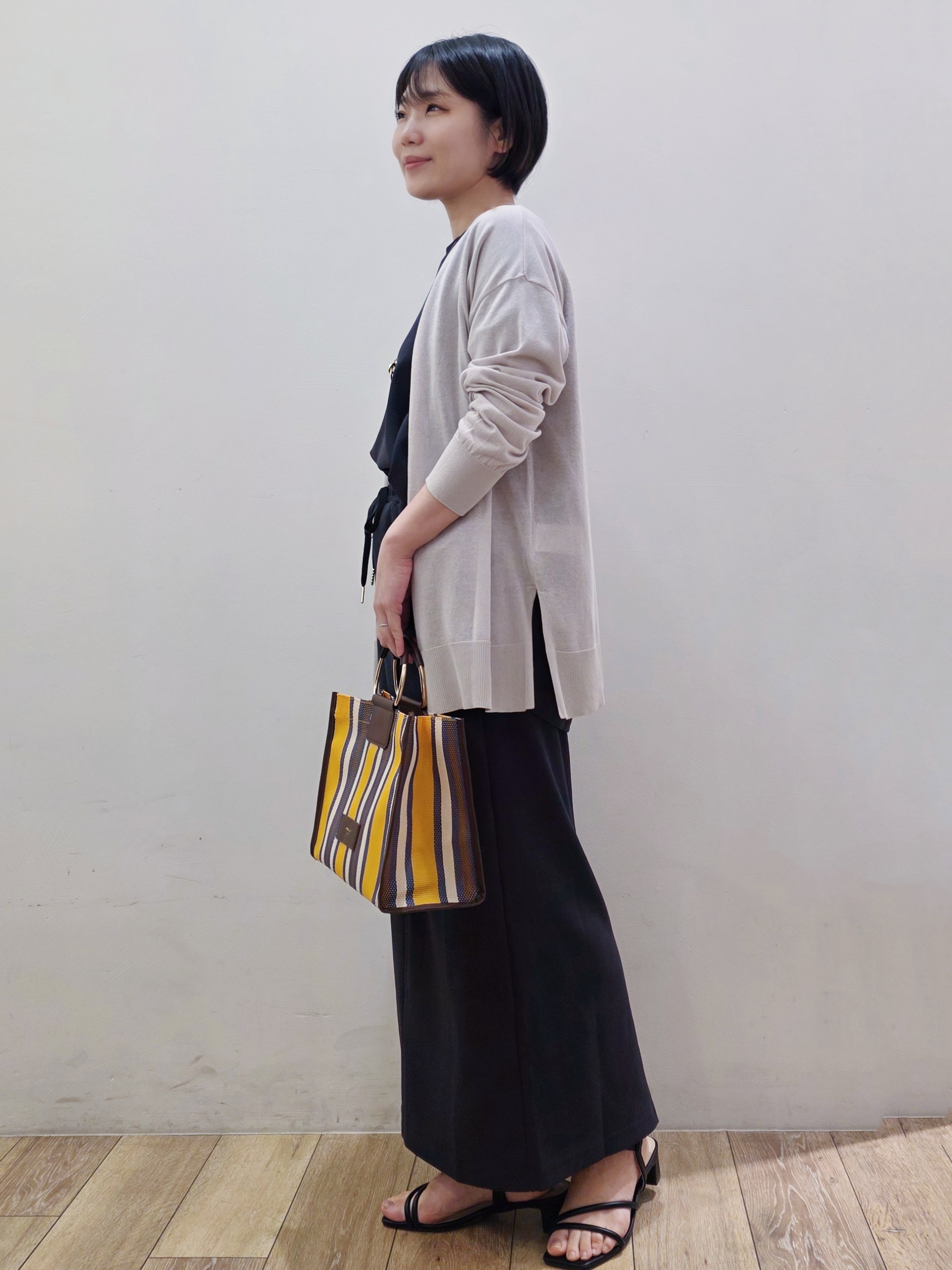yuyuさんの「OPAQUE.CLIP｜【接触冷感】ニットカーディガン《洗濯機OK／抗ピリング》」を使ったコーディネート