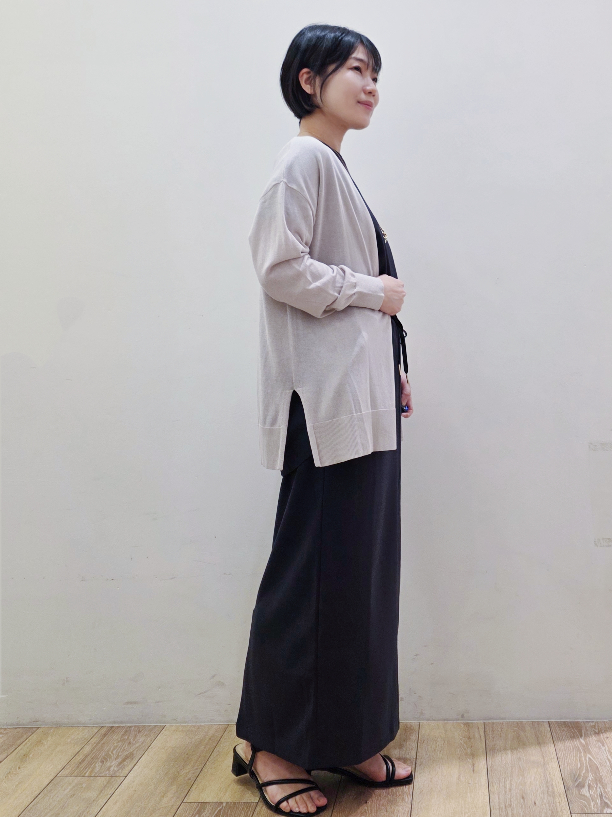 yuyuさんの「OPAQUE.CLIP｜【接触冷感】ニットカーディガン《洗濯機OK／抗ピリング》」を使ったコーディネート