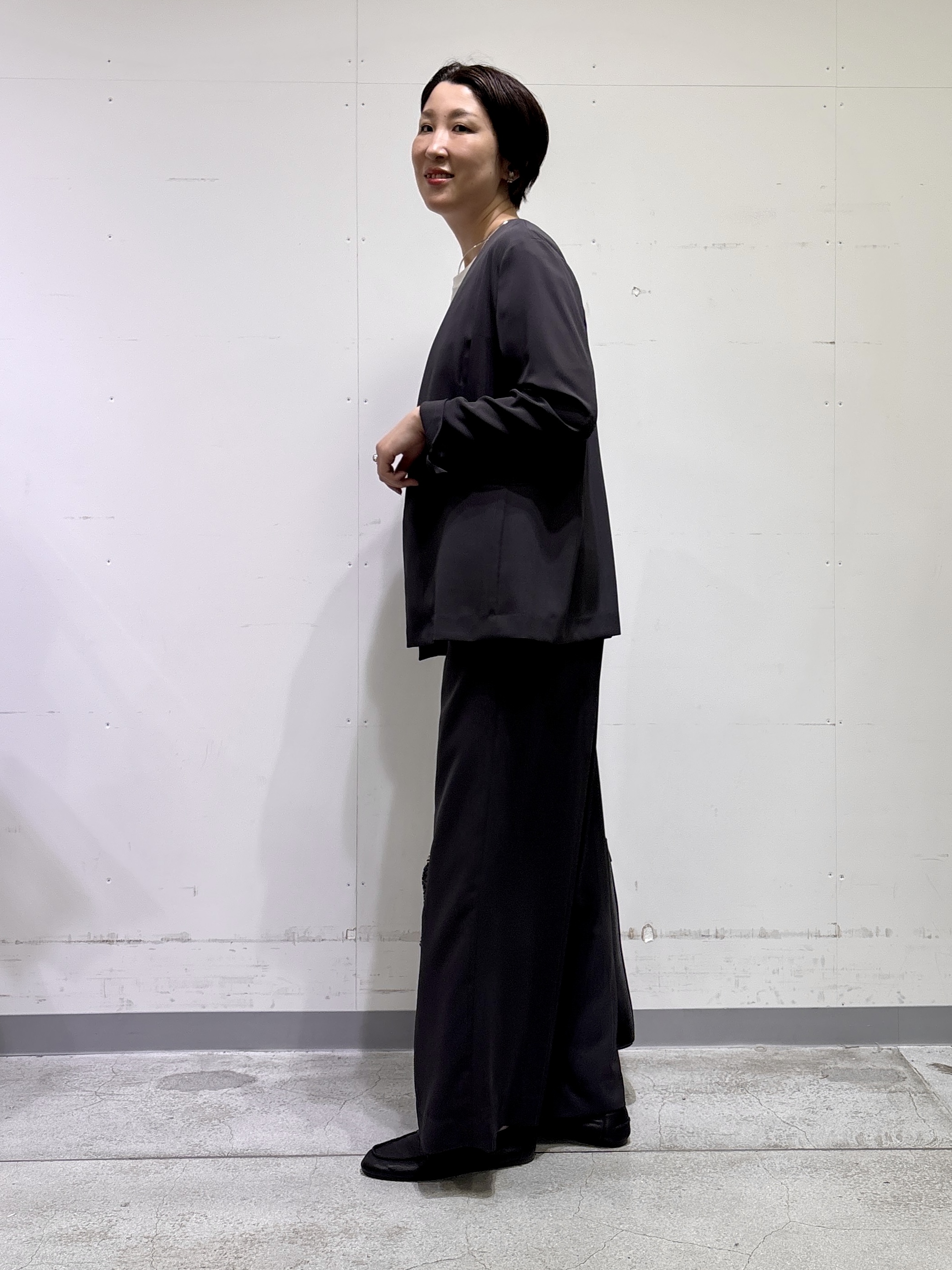 yuriさんの「INDIVI｜【UVケア／選べるグラフィック】スムースジャージTシャツ」を使ったコーディネート