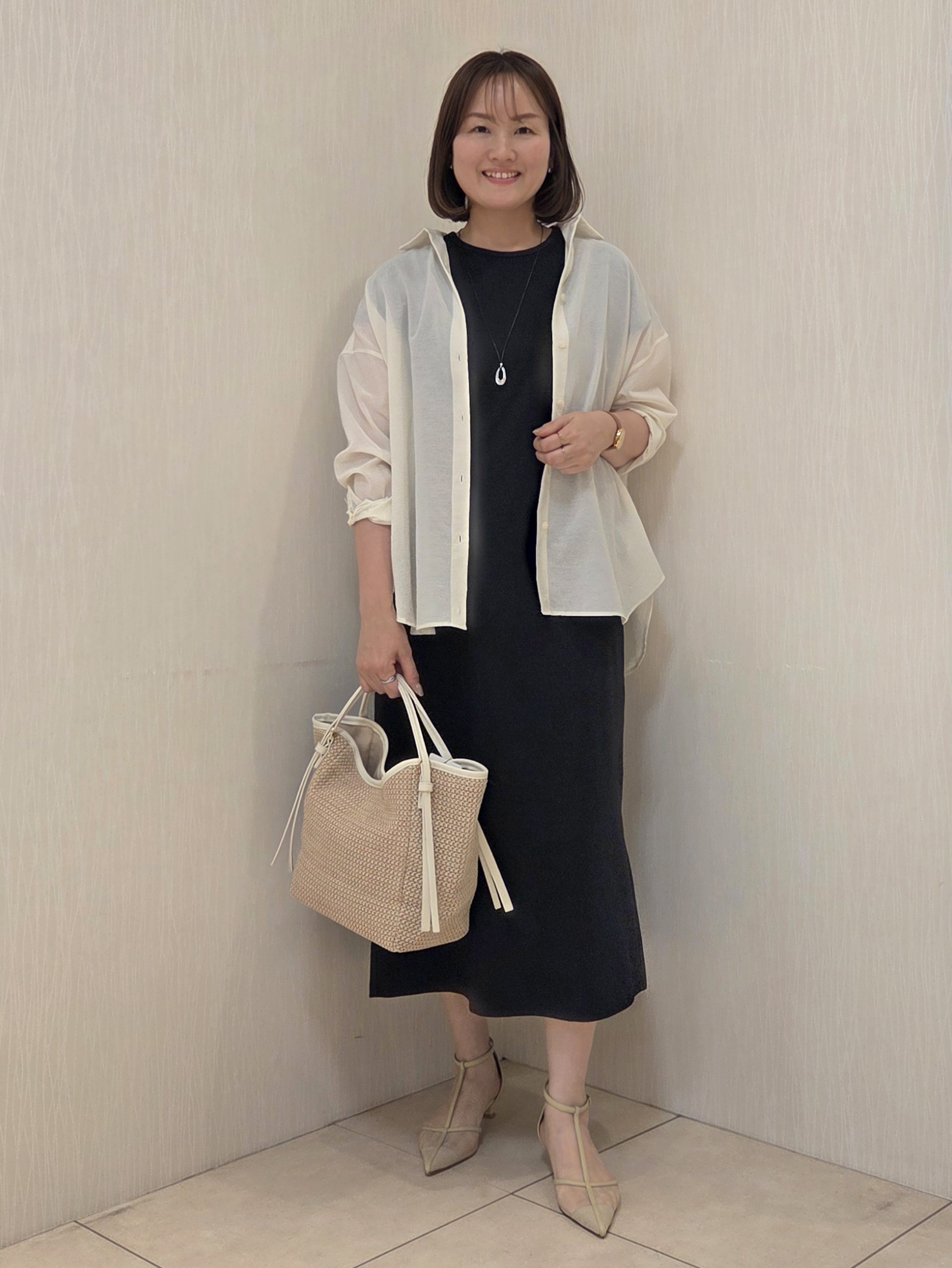 naokoさんの「UNTITLED｜◆【2WAY/マシンウォッシャブル】カシュクールデザインシャツ」を使ったコーディネート