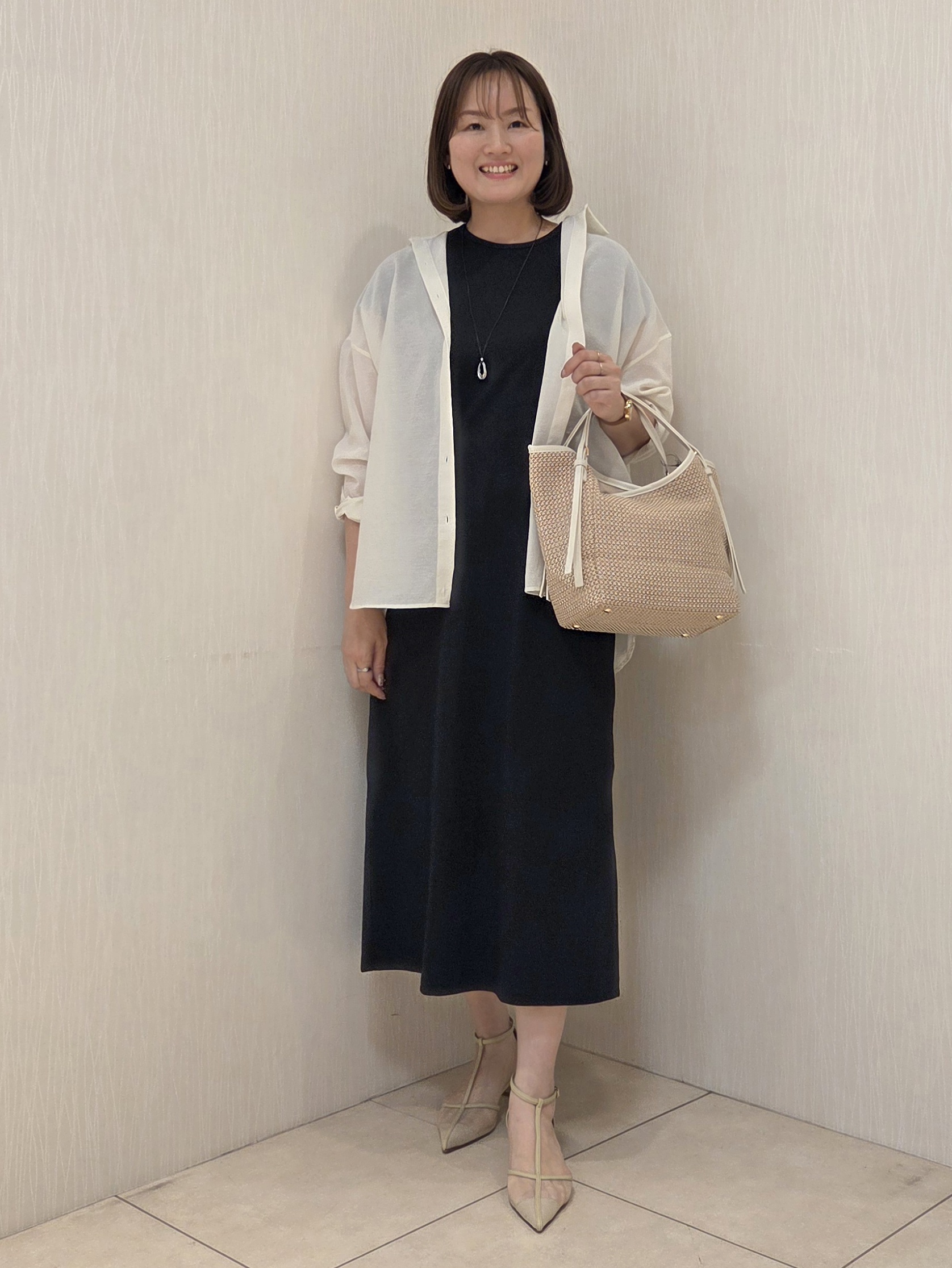 naokoさんの「UNTITLED｜◆【2WAY/マシンウォッシャブル】カシュクールデザインシャツ」を使ったコーディネート
