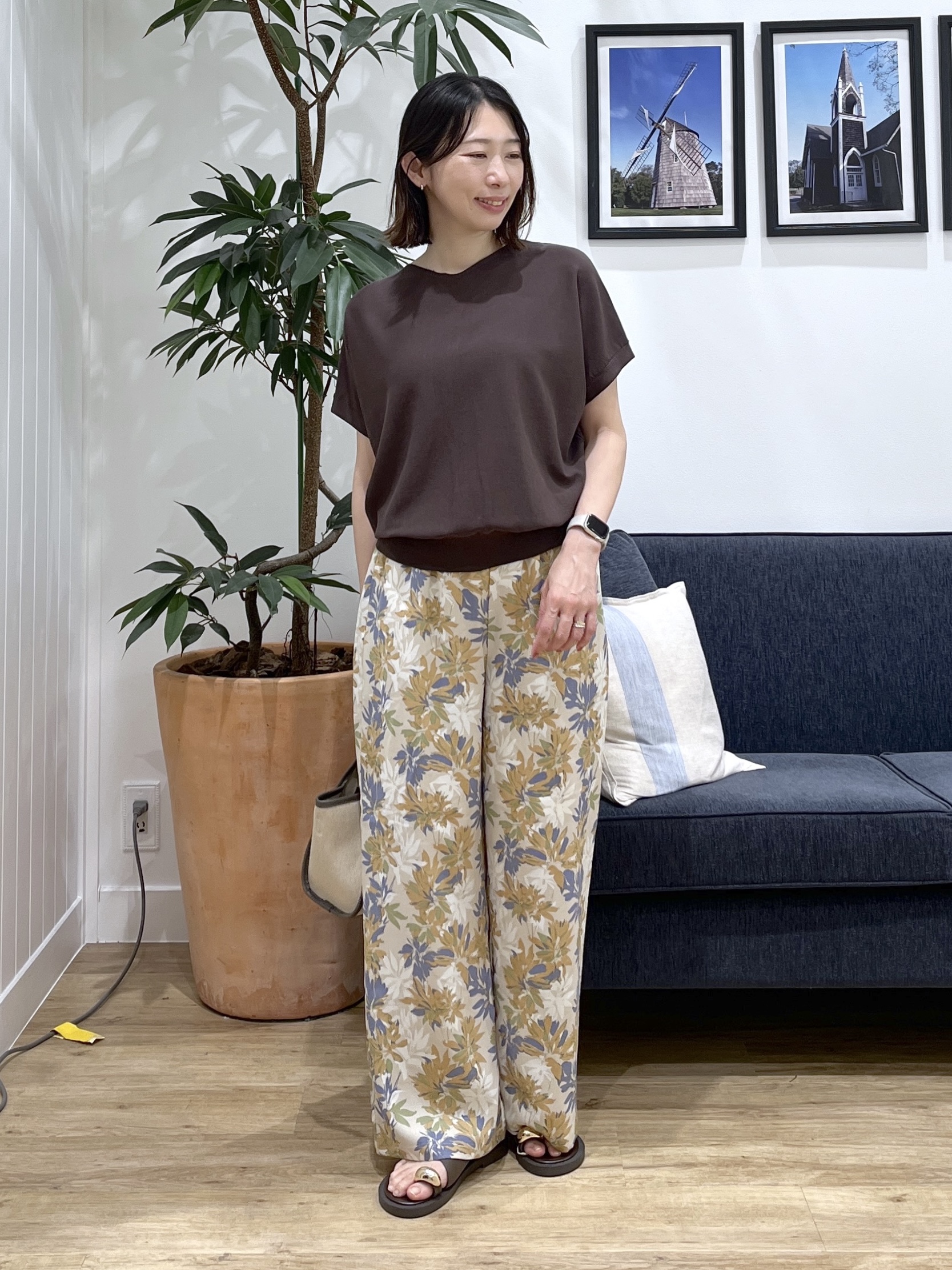 canaさんの「Dessin｜【洗える】ボタニカル柄リラクシーパンツ」を使ったコーディネート