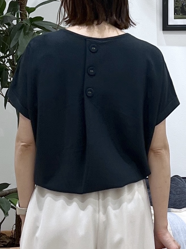 canaさんの「Dessin｜【洗える】後ろボタンフレンチスリーブニット」を使ったコーディネート