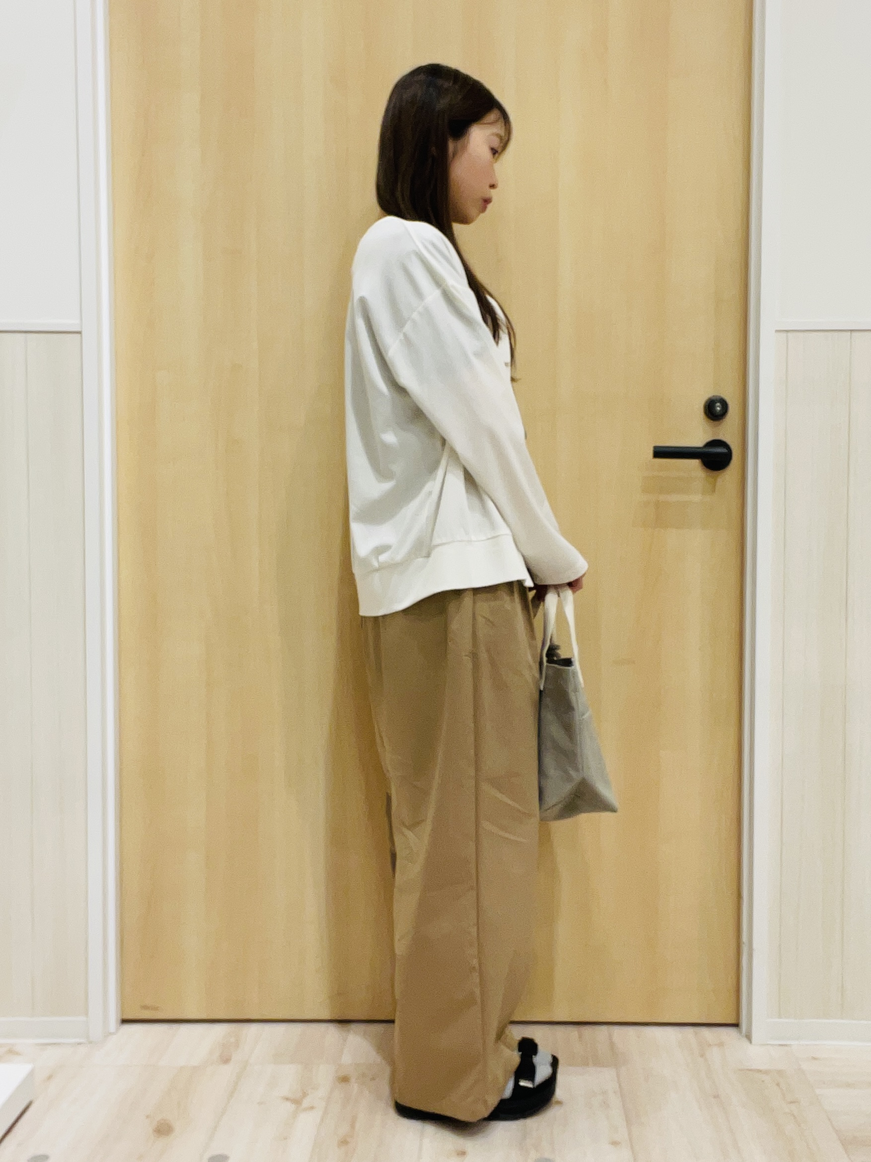 minamiさんの「SHOO･LA･RUE｜【UV/S-LL】着ごこちなめらか カノコ編みカーディガン」を使ったコーディネート