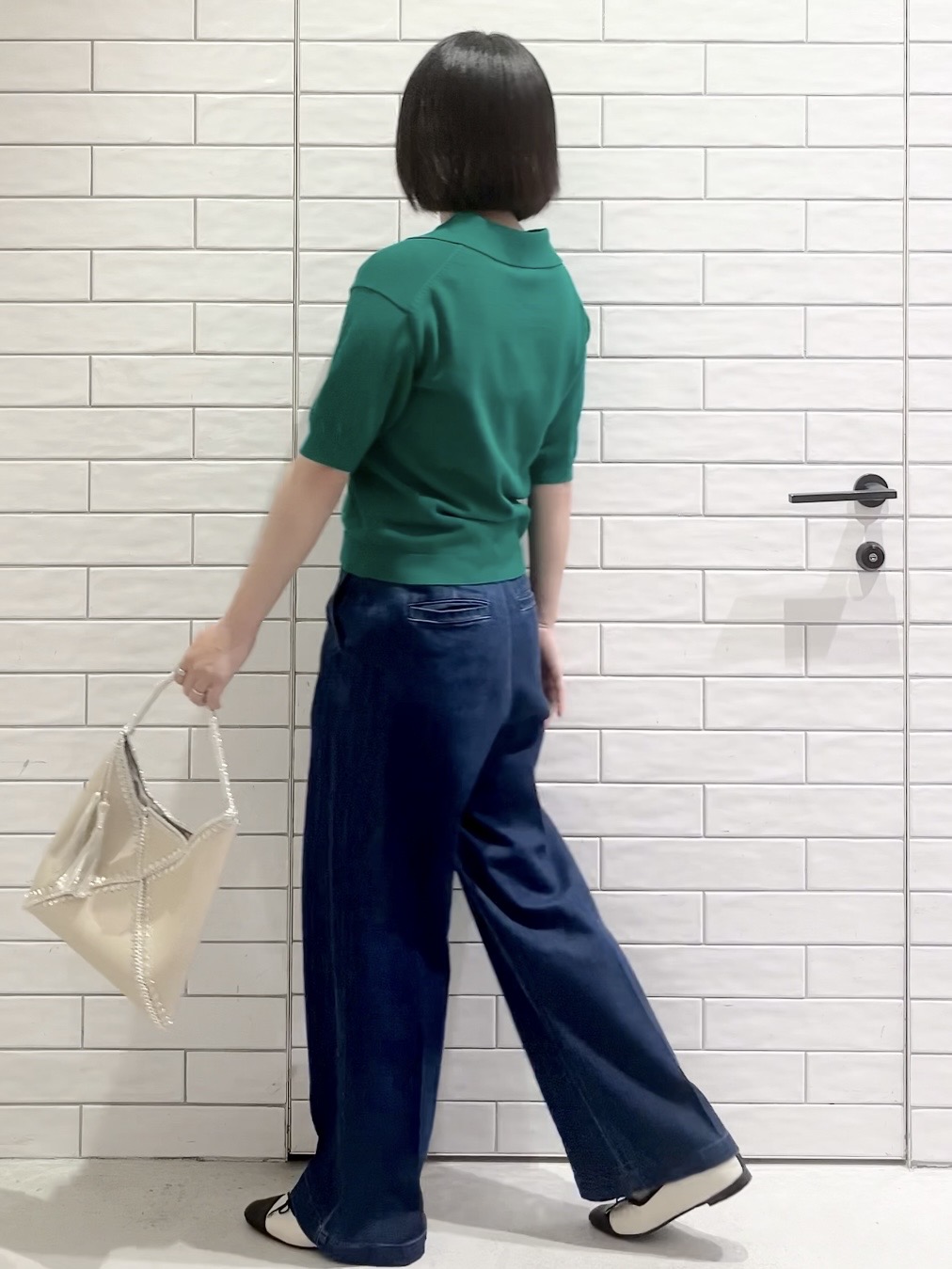しおりさんの「OPAQUE.CLIP｜ビッグポロ衿ニット【洗濯機OK】」を使ったコーディネート