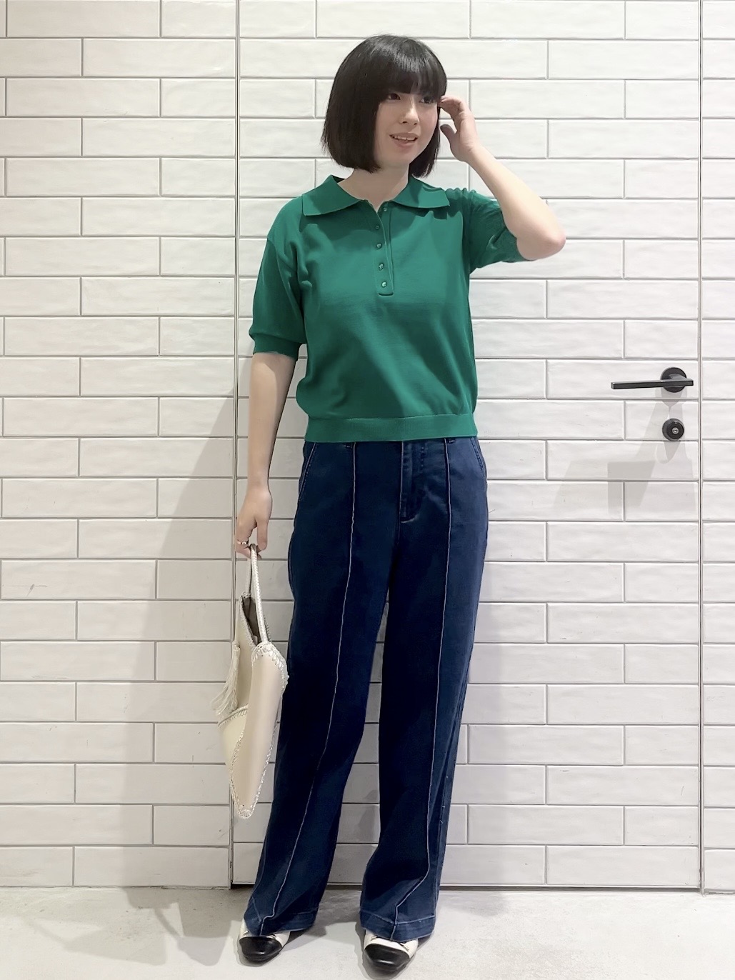しおりさんの「OPAQUE.CLIP｜ビッグポロ衿ニット【洗濯機OK】」を使ったコーディネート