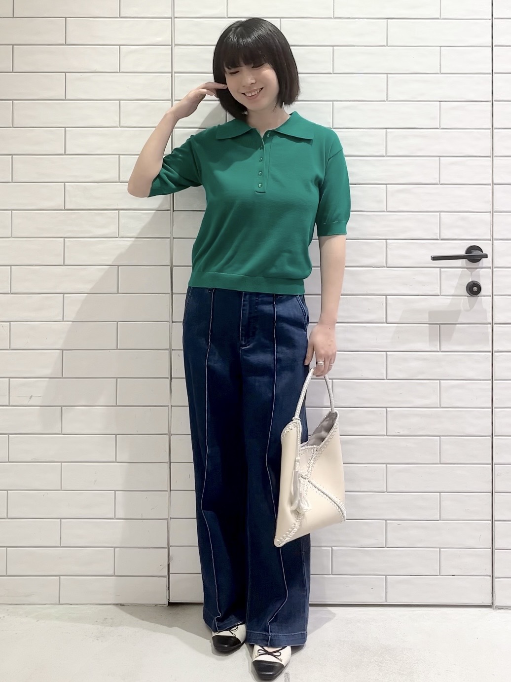 しおりさんの「OPAQUE.CLIP｜ビッグポロ衿ニット【洗濯機OK】」を使ったコーディネート