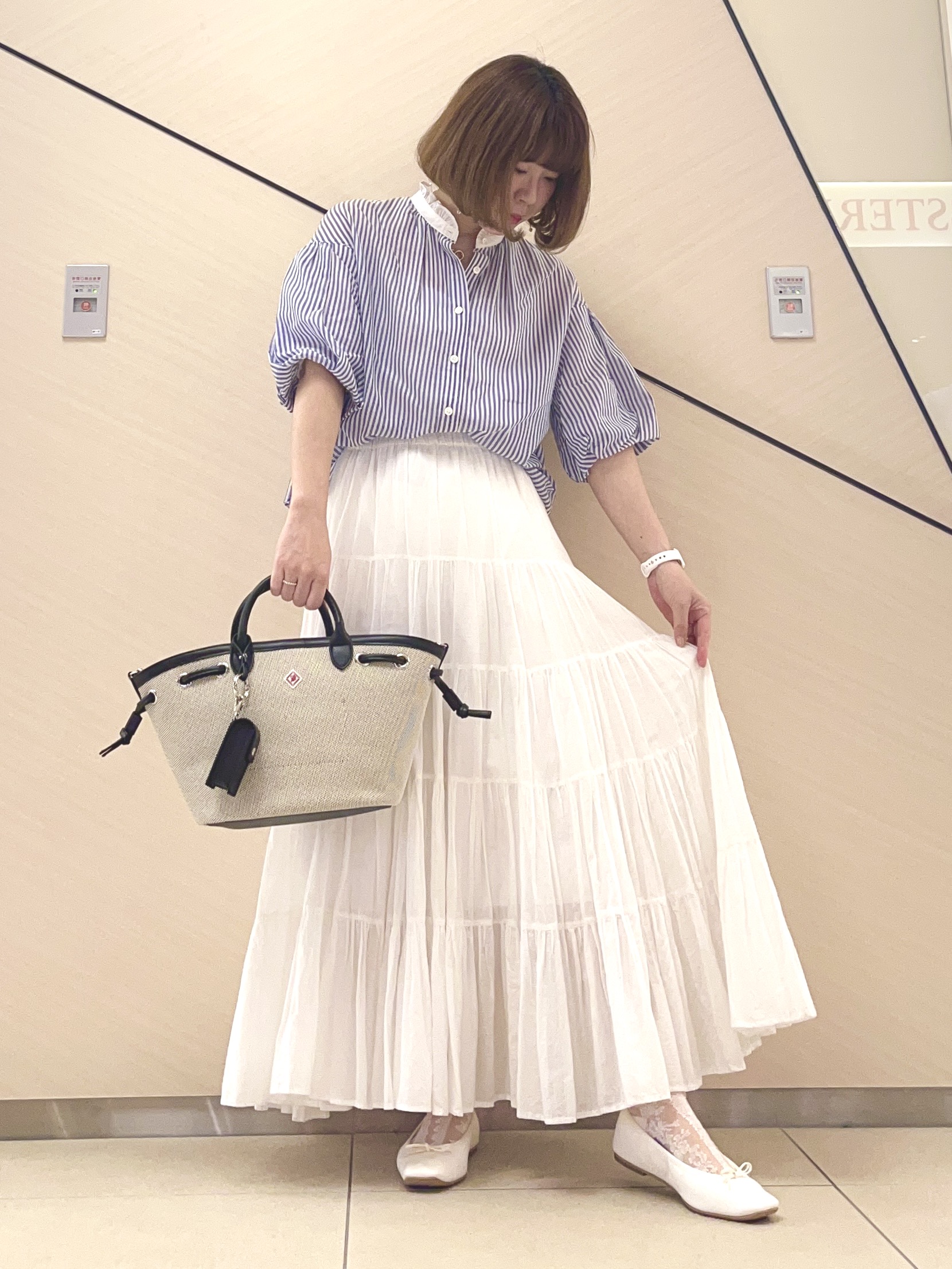 yahataさんの「DRESSTERIOR｜◆【otonaMUSE5月号掲載/ウォッシャブル】ロンドンストライプクレリックブラウス」を使ったコーディネート