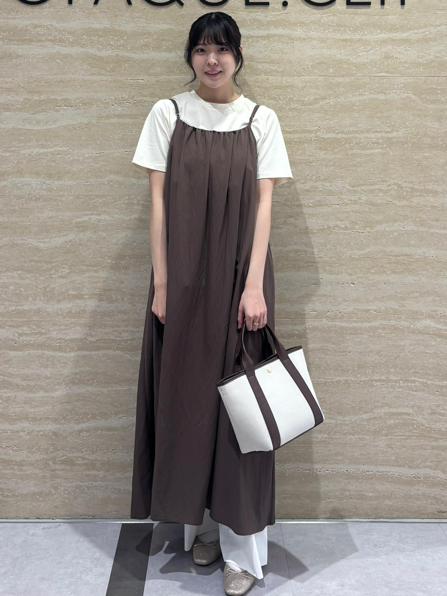 Ririkaさんの「OPAQUE.CLIP｜アソートロゴTシャツ【洗濯機OK】」を使ったコーディネート