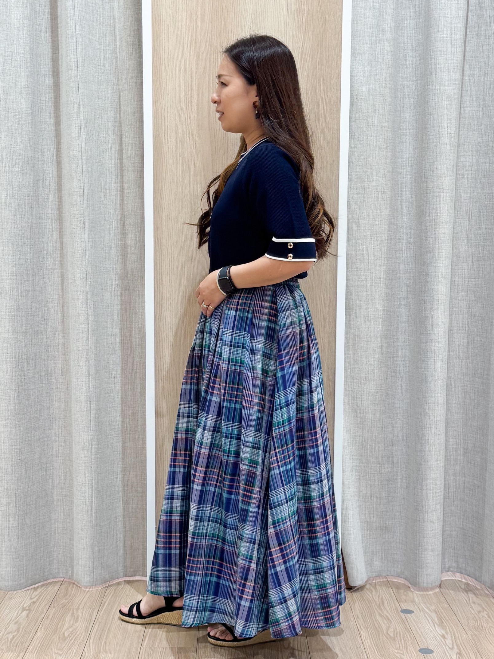 sachiさんの「grove｜新色追加！【シリーズ累計36万枚/名品ニット】やわらかドライタッチ 袖メッシュ編みニット」を使ったコーディネート