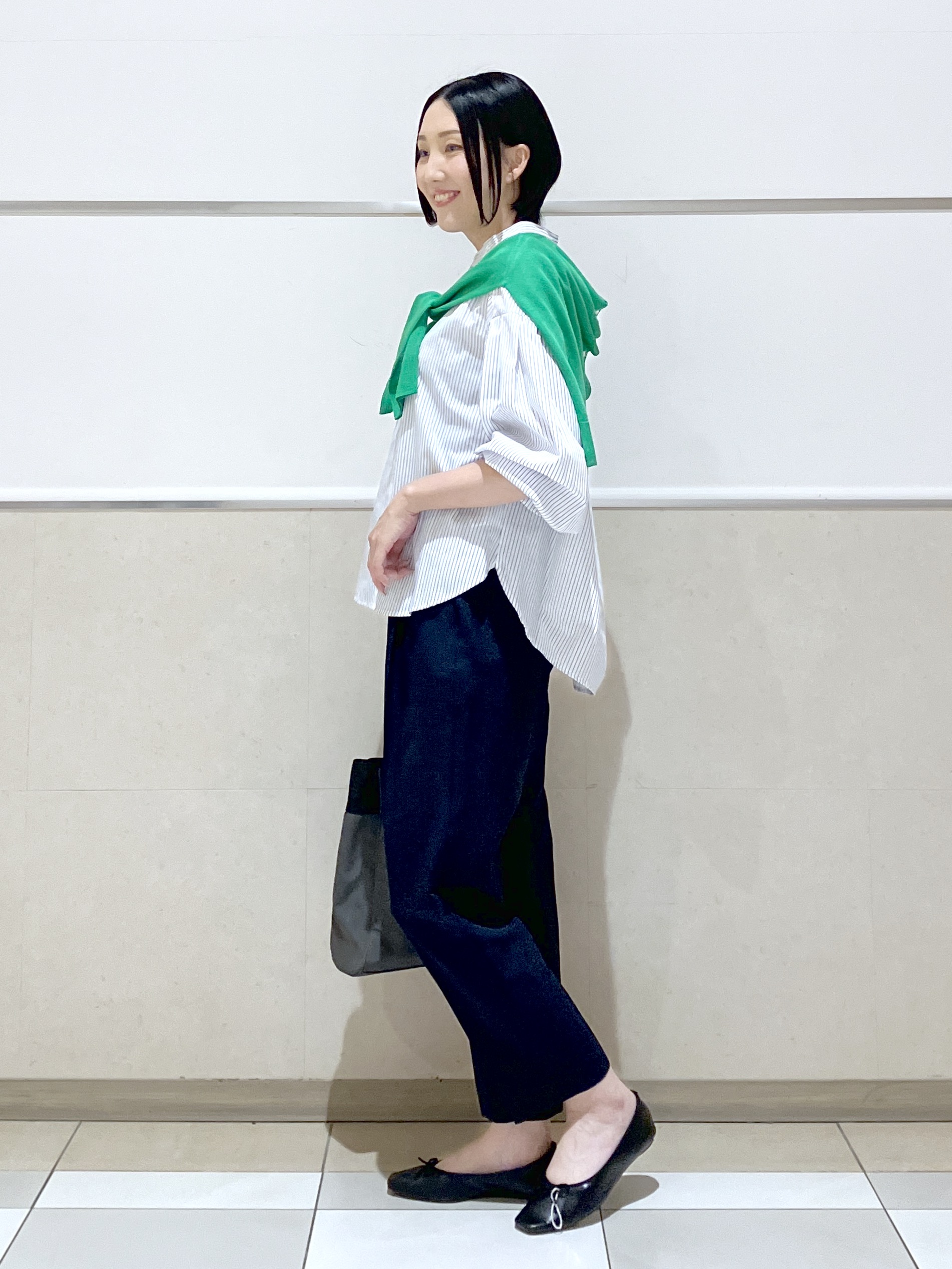 eriko さんの「Dessin｜【洗える】バルーンスリーブバンドカラーシャツ」を使ったコーディネート
