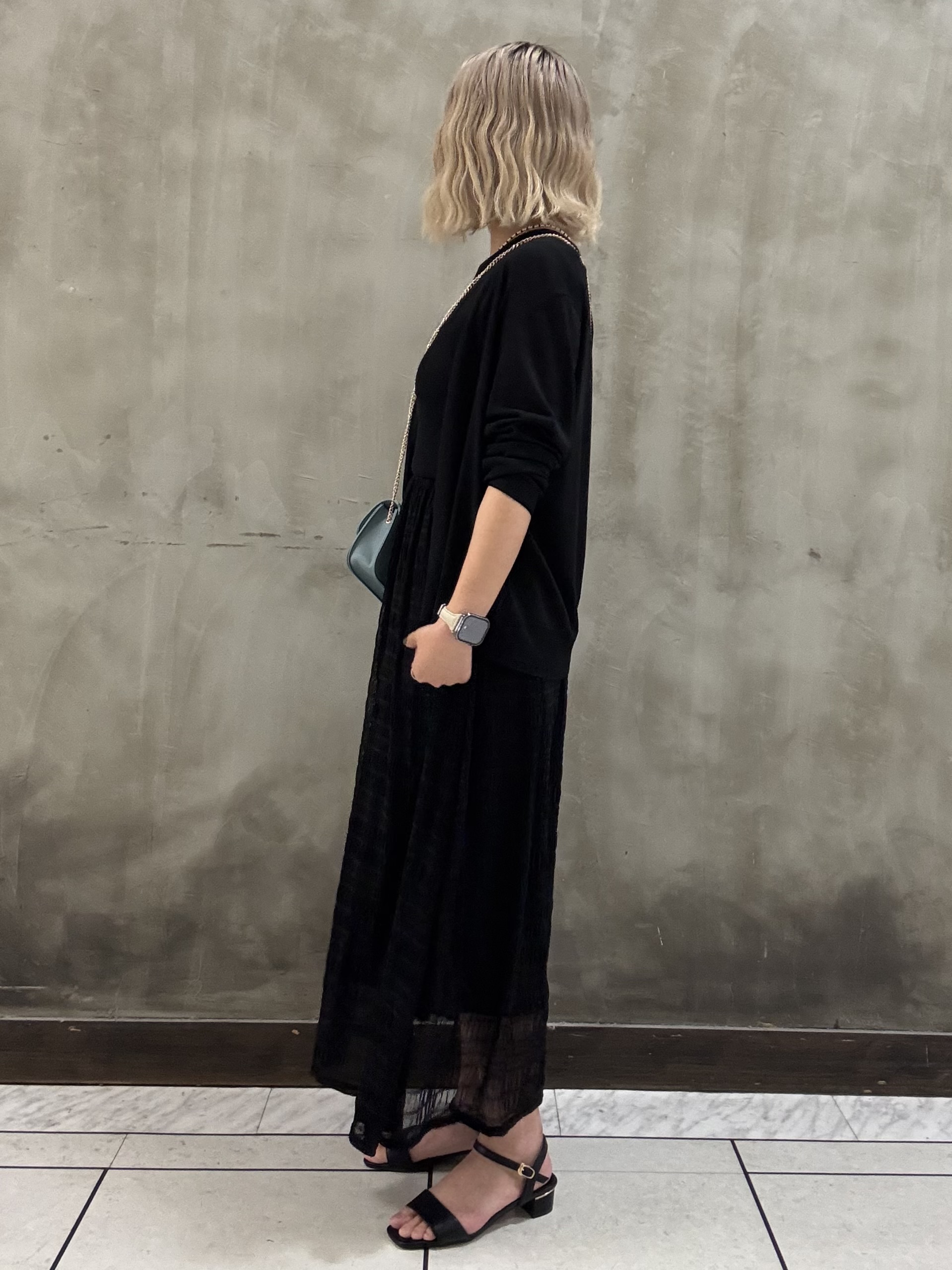 minaさんの「grove｜お出かけをもっと楽しく。リブニット&times;チュール ドッキングワンピース」を使ったコーディネート