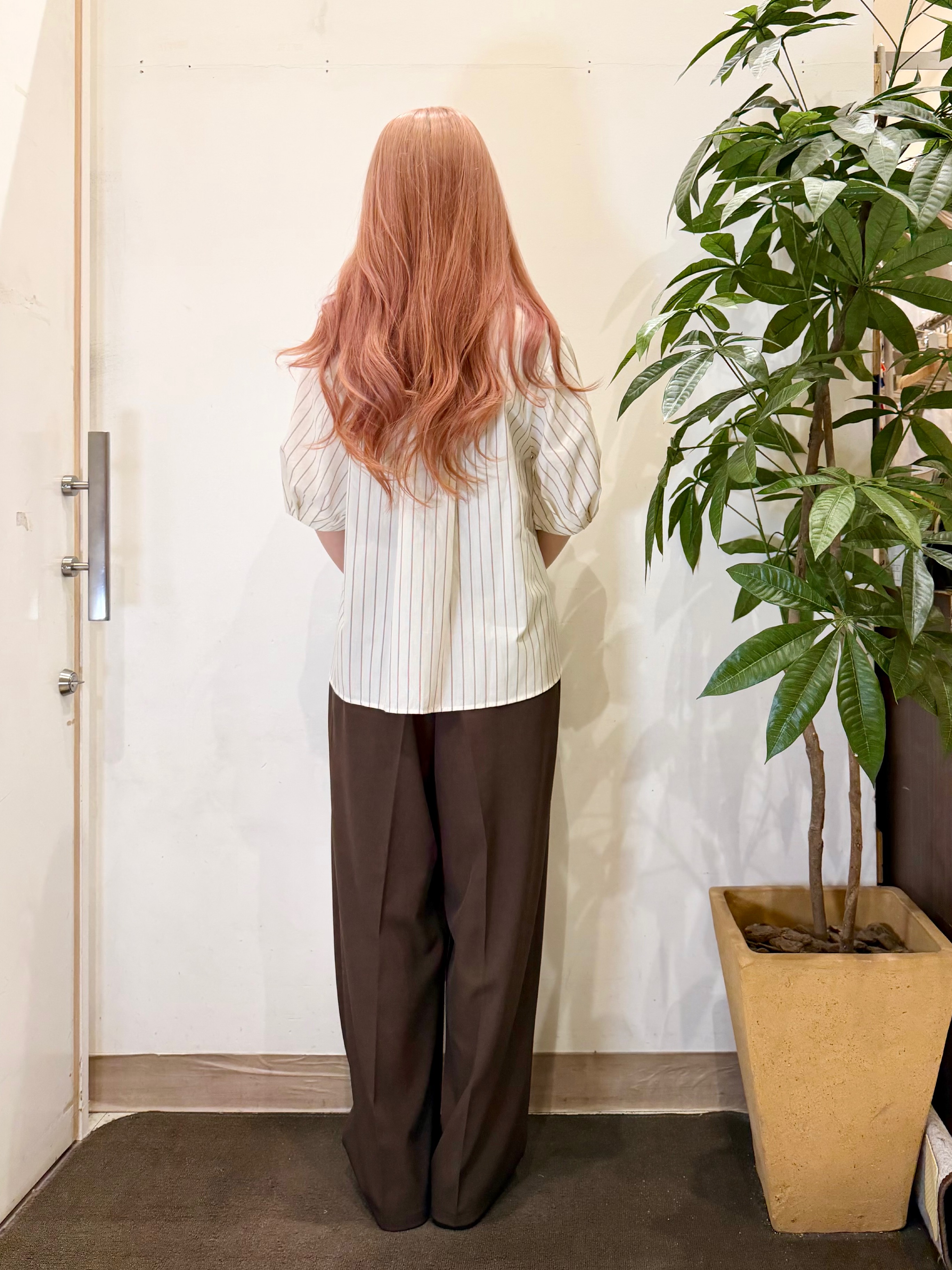 AYUMIさんの「SHOO･LA･RUE｜【軽量/高レビュー】見た目よりもたっぷり入る ふわっと軽い3層ショルダー」を使ったコーディネート