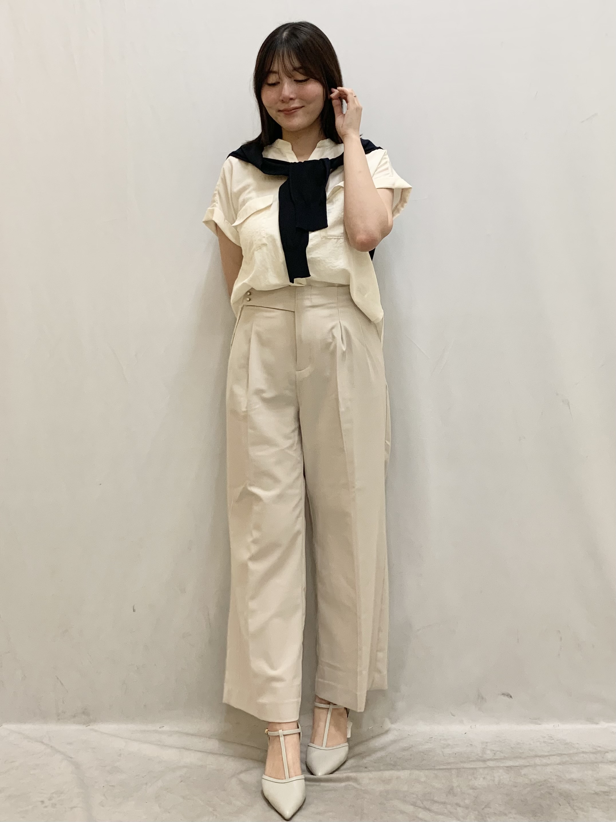kasumiさんの「index｜【接触冷感】ビジューボタンカーディガン《抗ピリング／洗濯機OK》」を使ったコーディネート