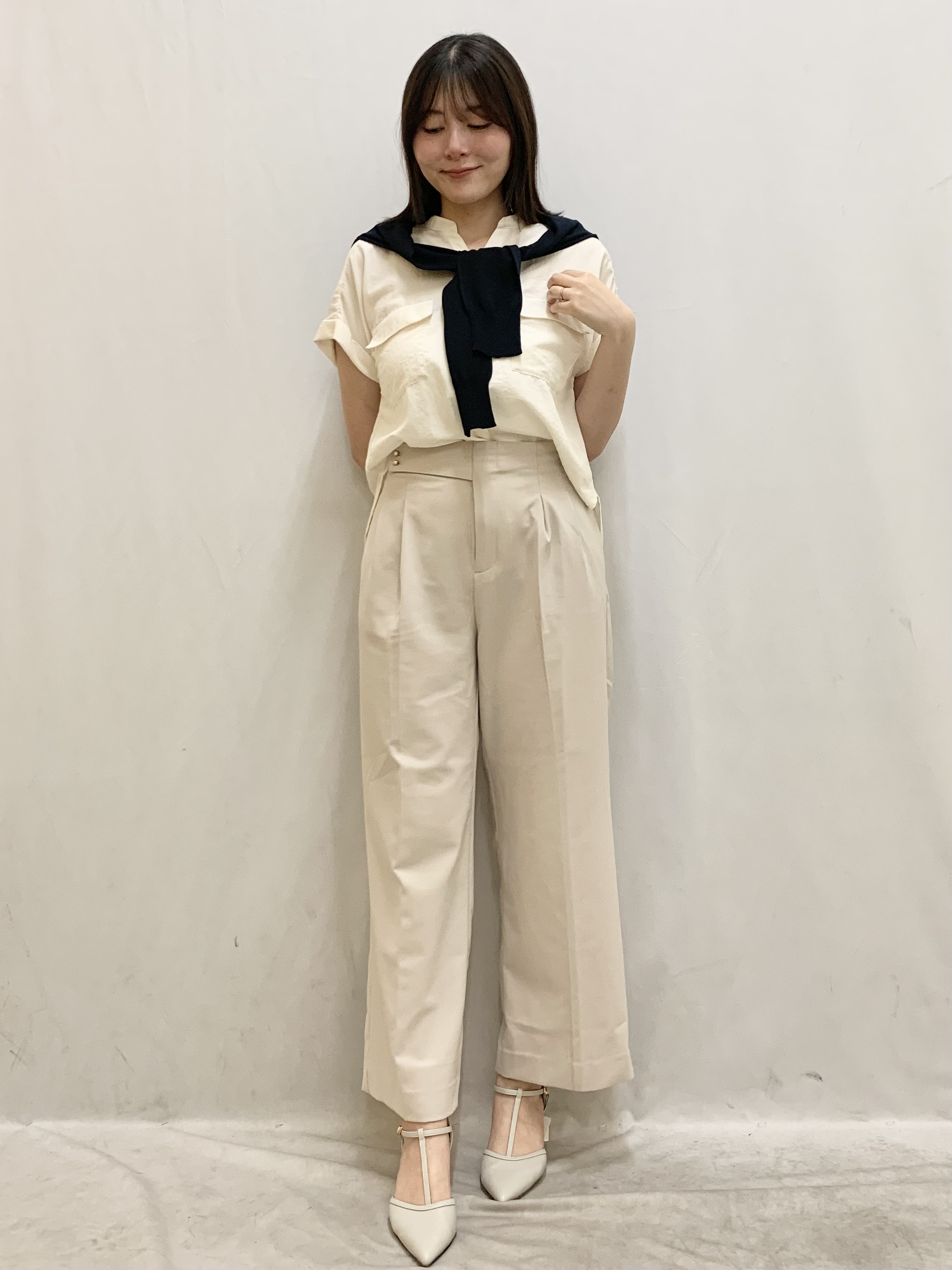 kasumiさんの「index｜【接触冷感】ビジューボタンカーディガン《抗ピリング／洗濯機OK》」を使ったコーディネート