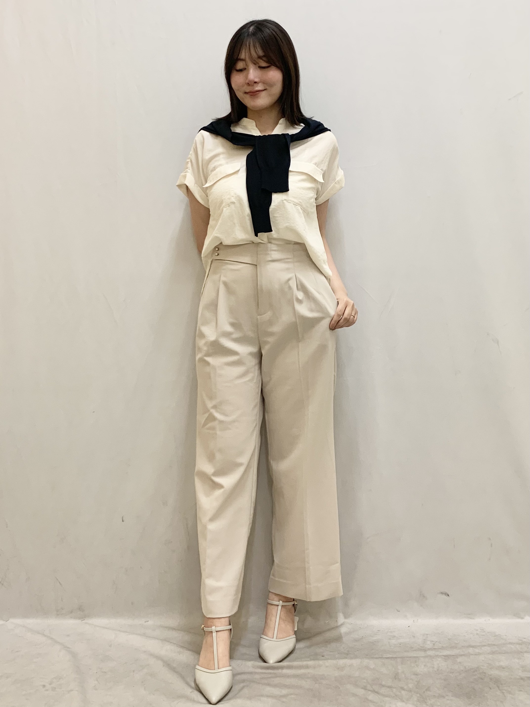 kasumiさんの「index｜【接触冷感】ビジューボタンカーディガン《抗ピリング／洗濯機OK》」を使ったコーディネート