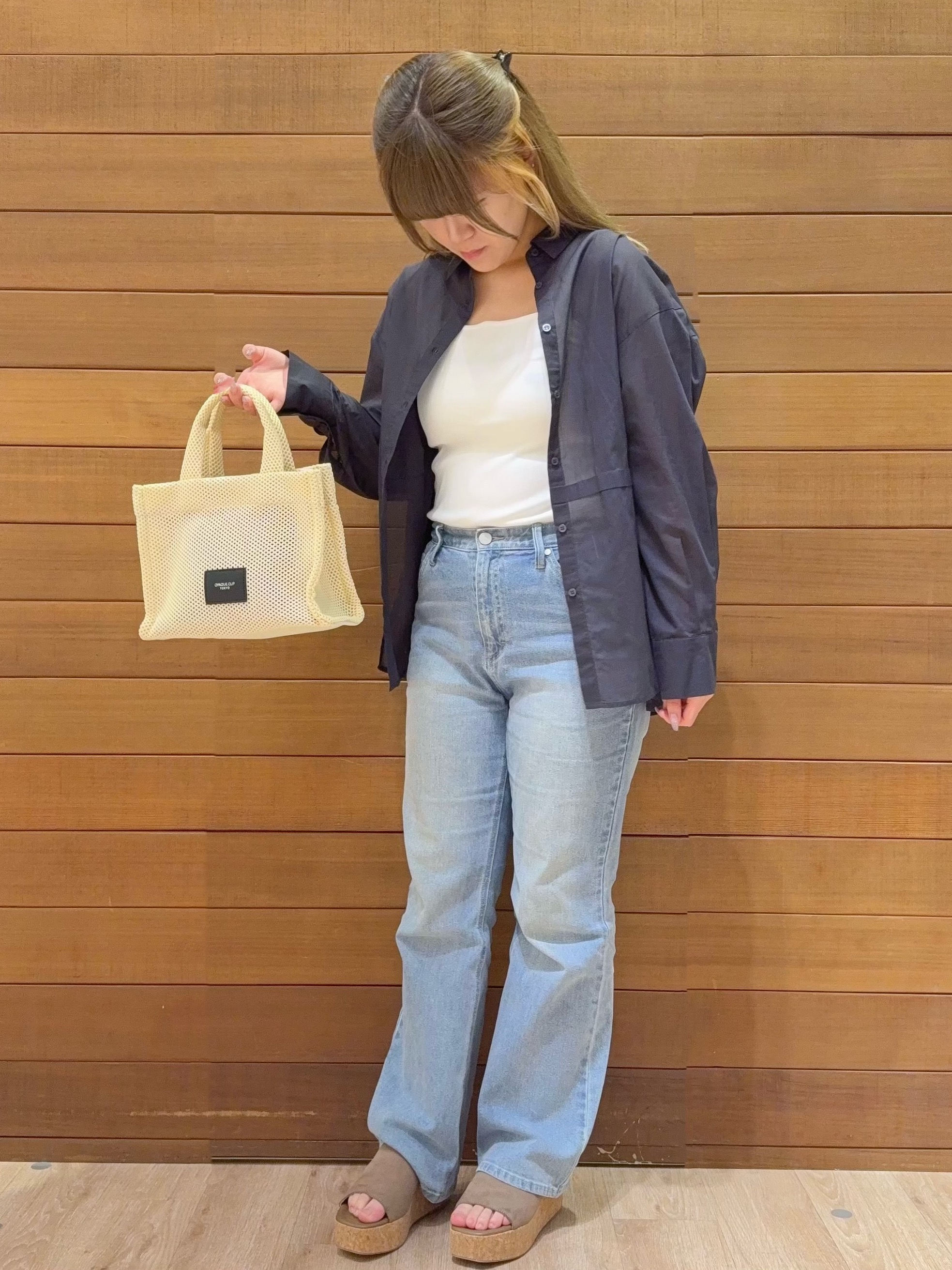 ぴのさんの「OPAQUE.CLIP｜シアーローンシャツ【洗濯機OK】」を使ったコーディネート