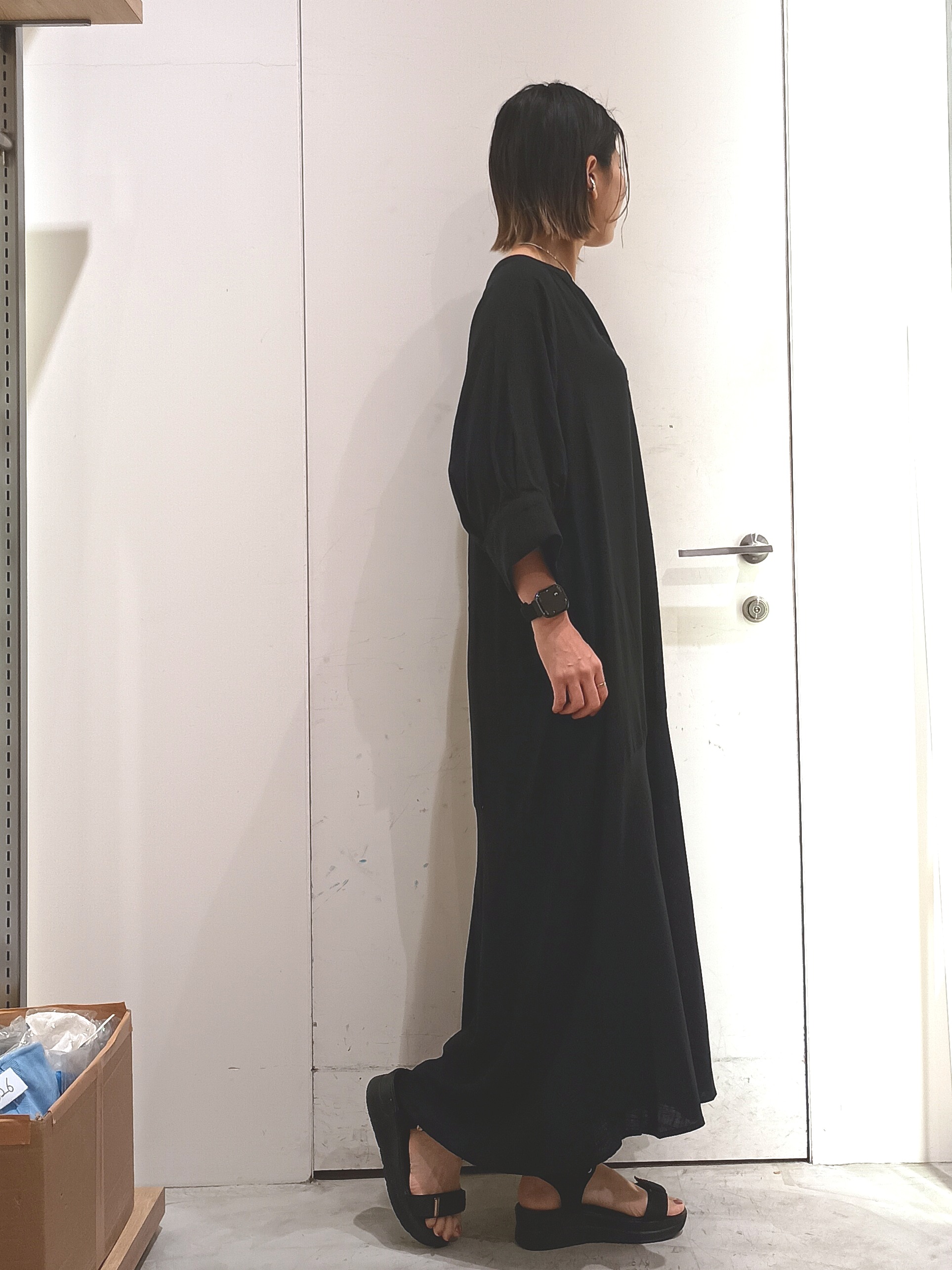 shinkoさんの「OPAQUE.CLIP｜キーネックロングワンピース【洗える】」を使ったコーディネート