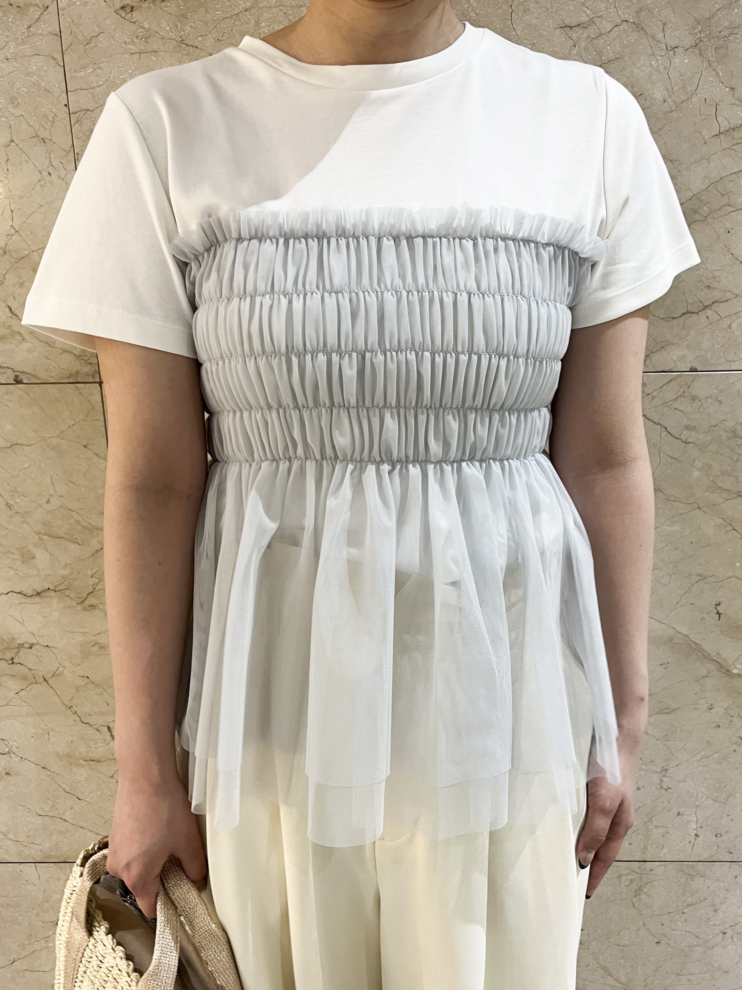 まひるさんの「index｜チュールペプラムトップス【洗濯機OK／接触冷感／UVケア】」を使ったコーディネート