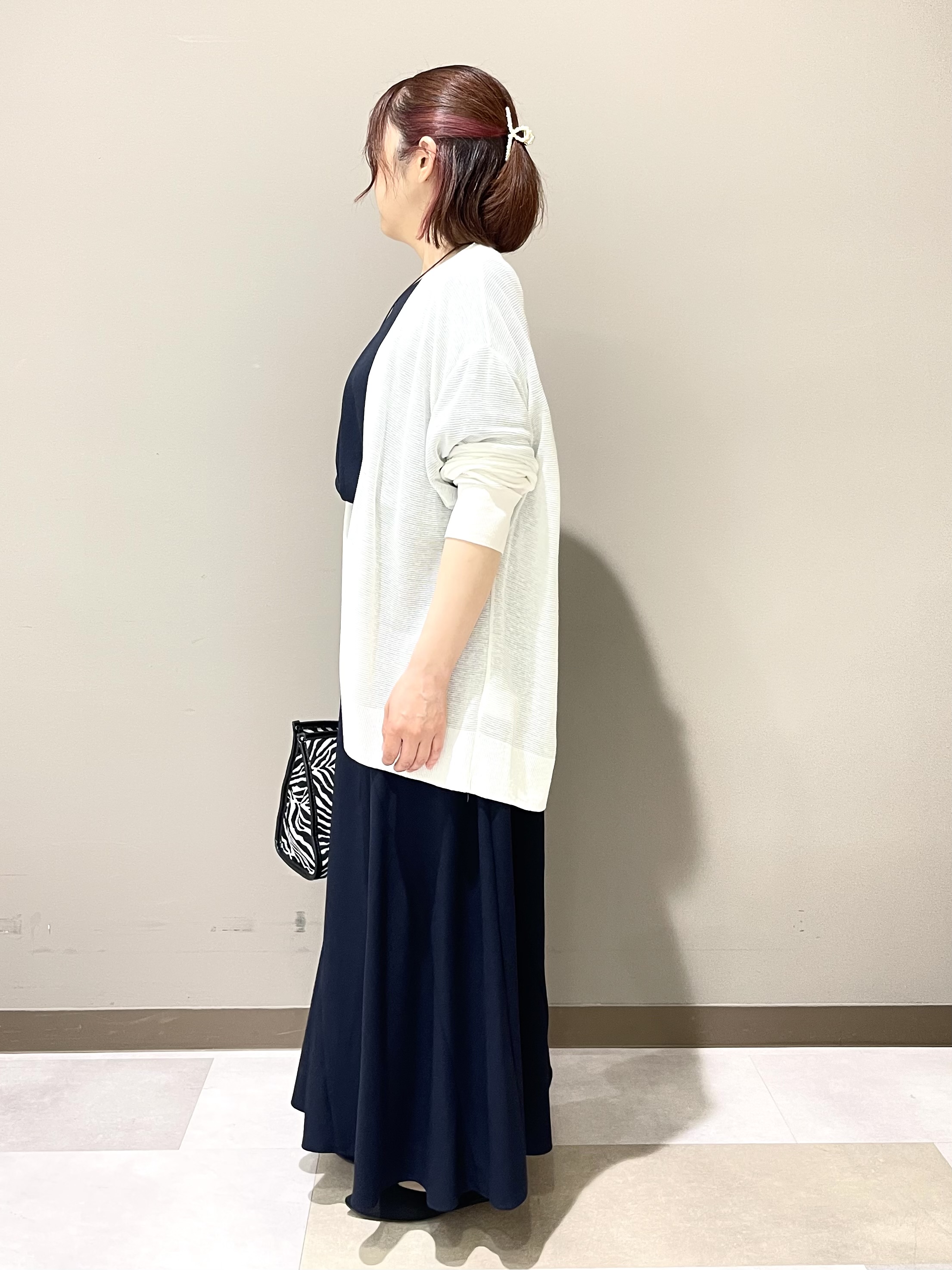 Tomoさんの「UNTITLED｜【日除け・冷房対策に】コットンリネンカーディガン」を使ったコーディネート