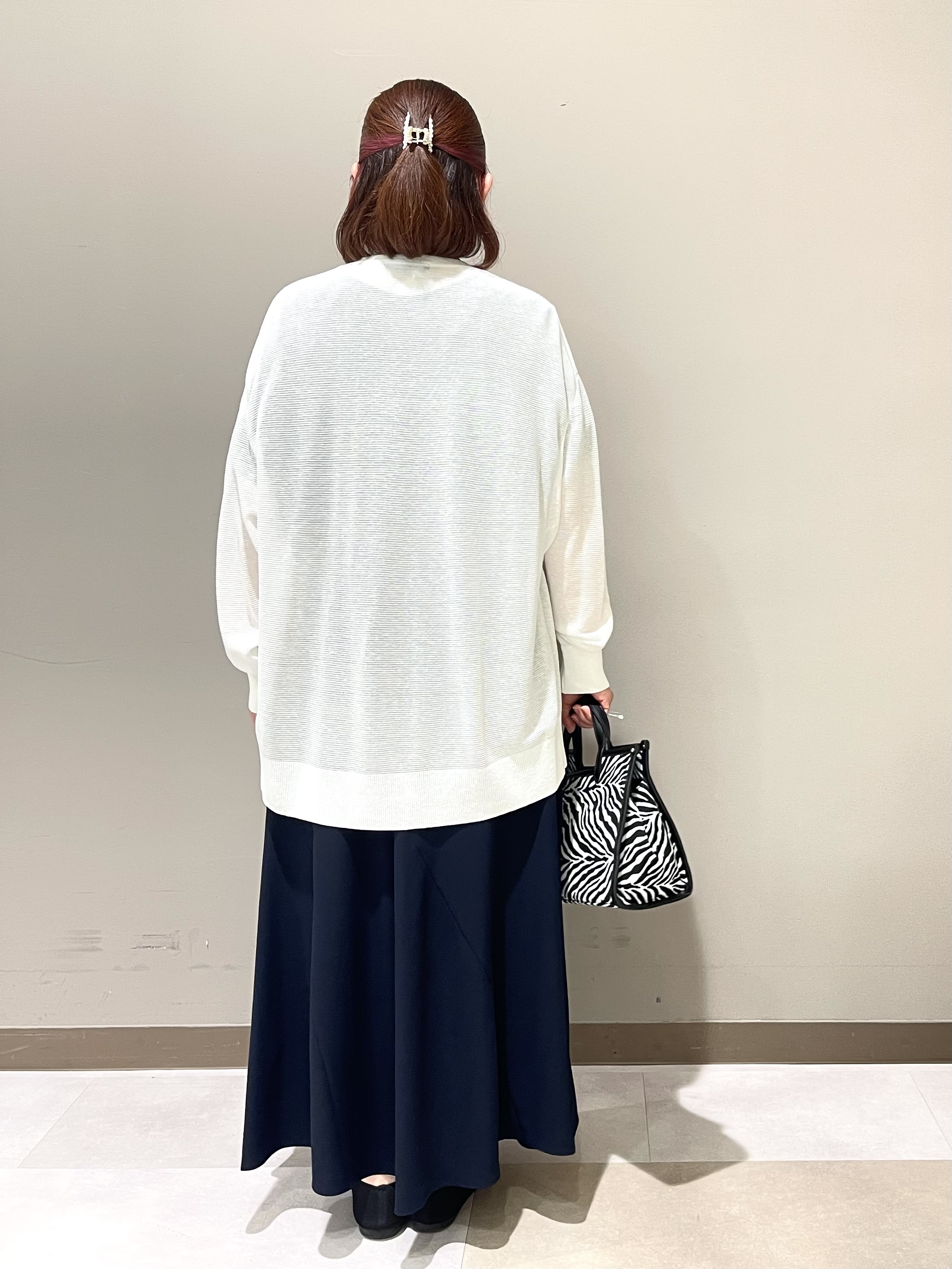 Tomoさんの「UNTITLED｜【日除け・冷房対策に】コットンリネンカーディガン」を使ったコーディネート