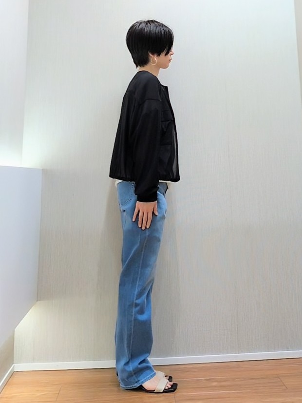 ミズタさんの「UNTITLED｜◆【洗える】シアーブルゾン」を使ったコーディネート