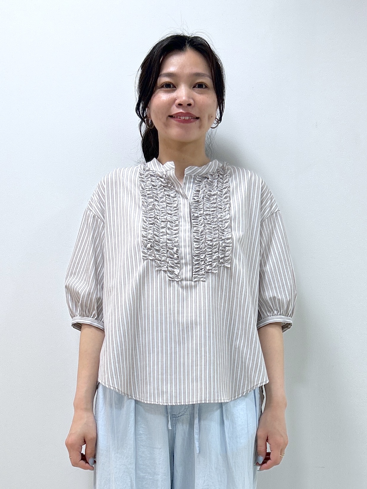 Kaiさんの「Dessin｜【セットアップ可/ウエストゴム】3.8オンスシアーデニムパンツ」を使ったコーディネート