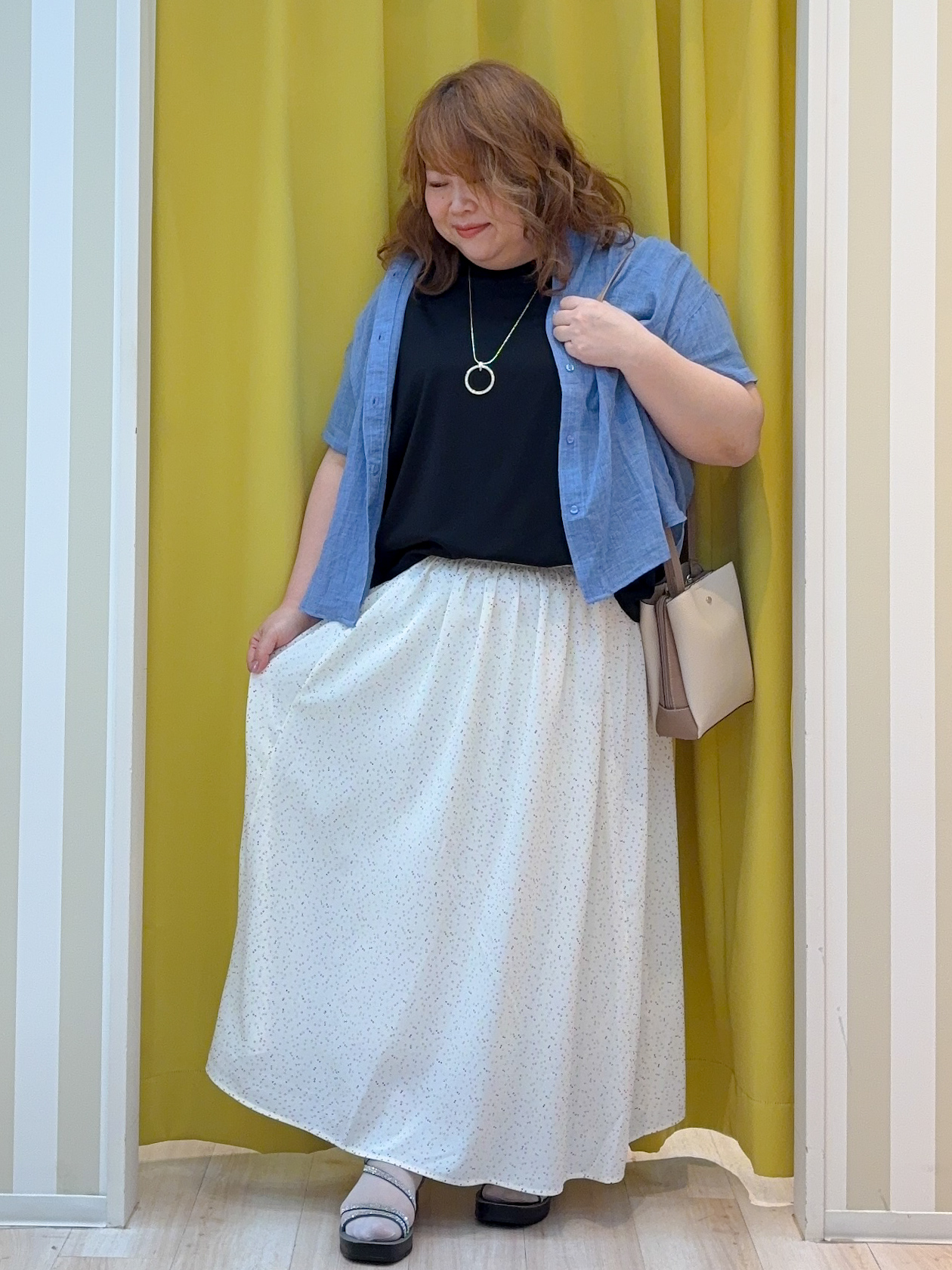 kotoさんさんの「SHOO･LA･RUE｜ヒップがすっぽり隠れる やわらか5分袖シアーシャツ」を使ったコーディネート