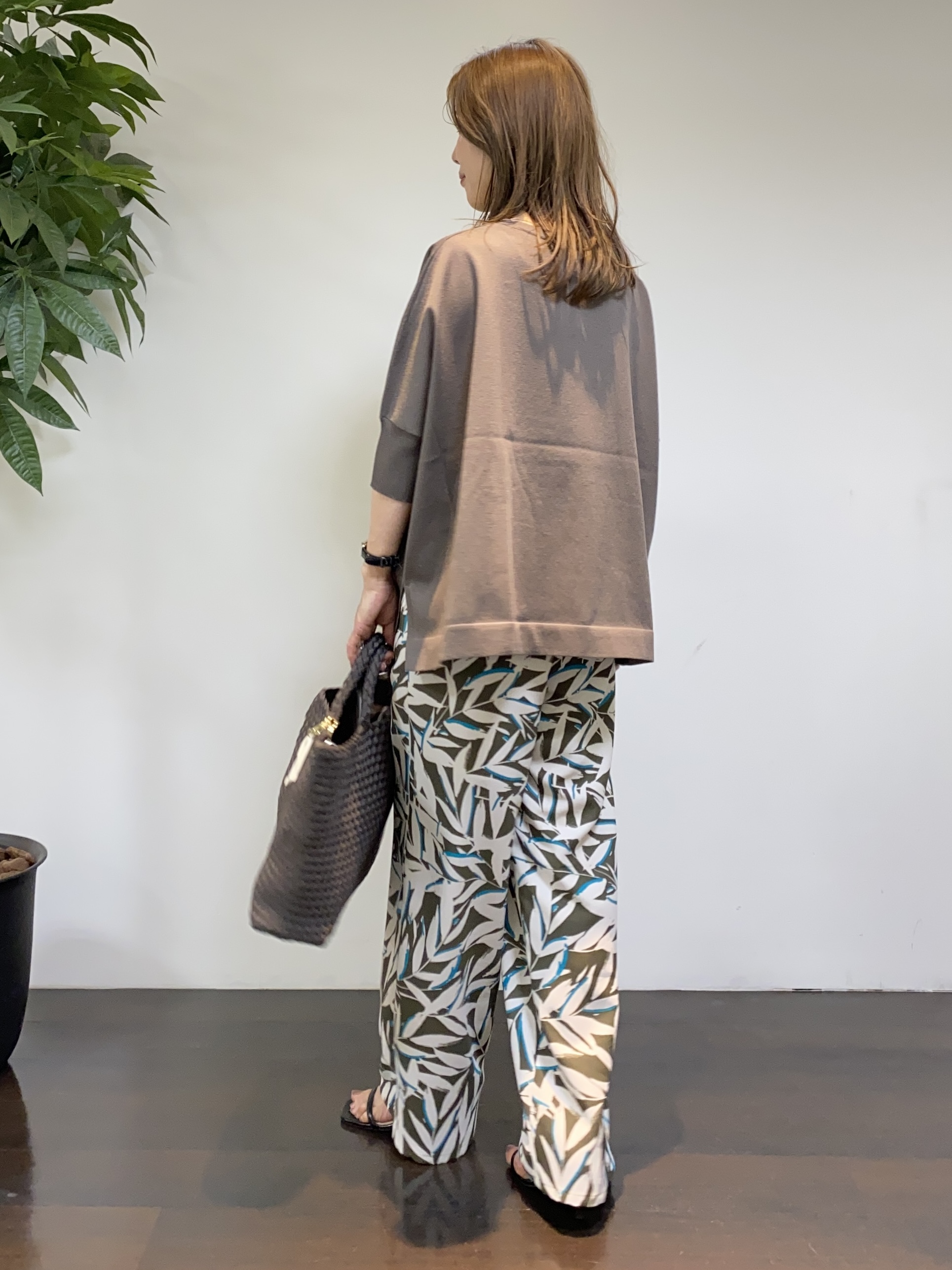 tomoさんの「UNTITLED｜【シワになりにくい/セットアップ可/接触冷感】ハーフスリーブジャケット」を使ったコーディネート