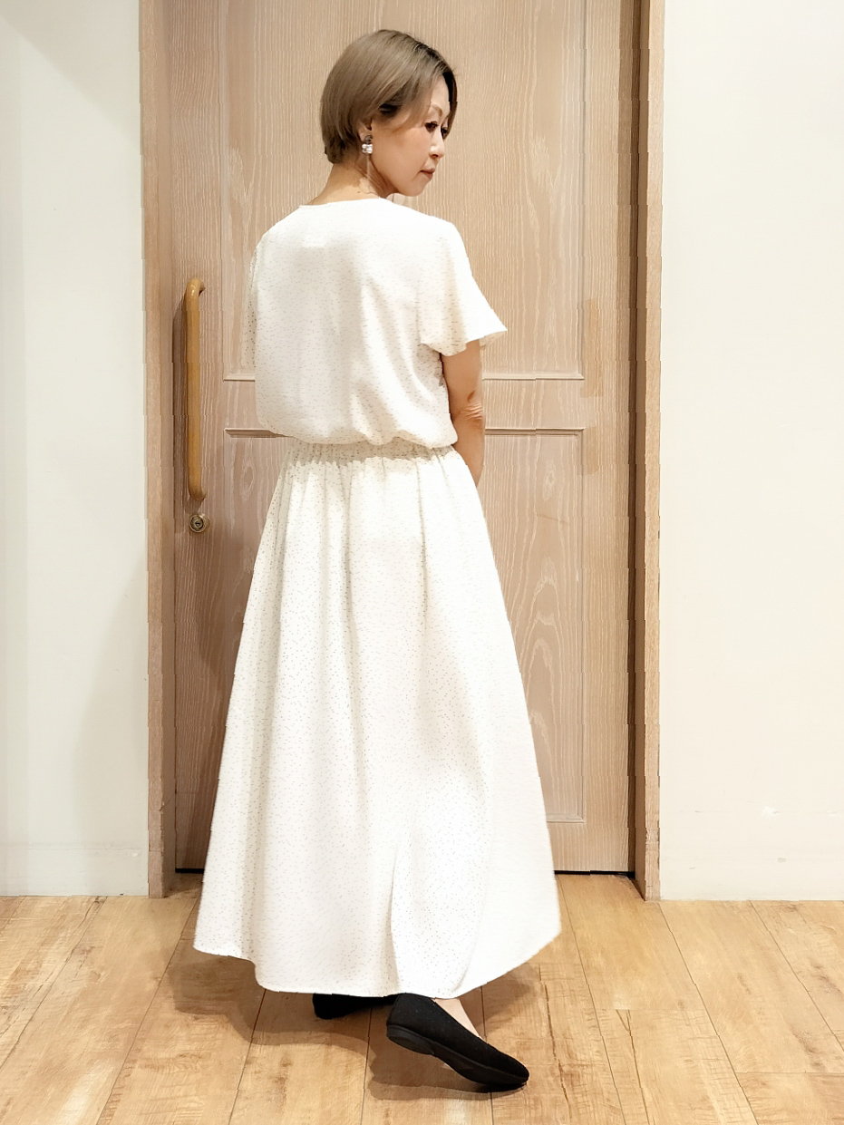 YUKIさんの「SHOO･LA･RUE｜【UV/セットアップ可】洗濯後しわになりにくい スキッパーブラウス」を使ったコーディネート
