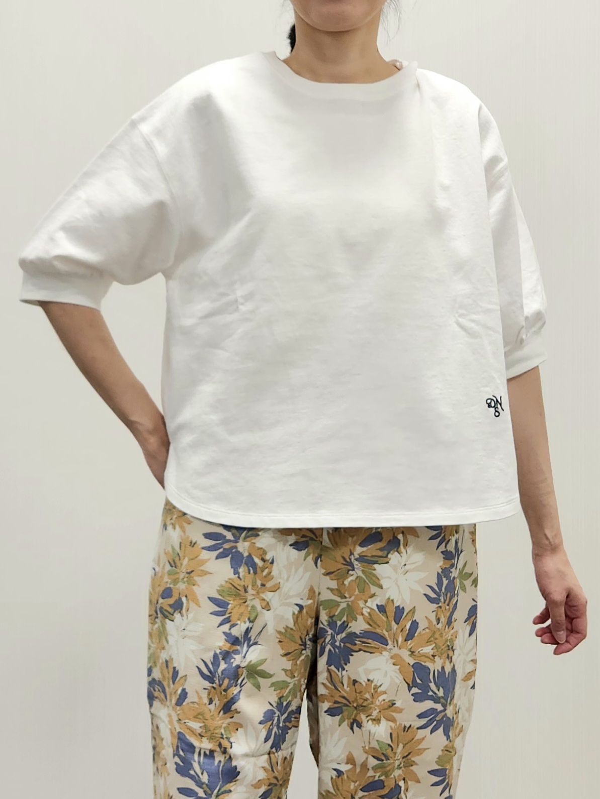 naraさんの「Dessin｜【360度可愛い】バックヘンリーカットソー5分袖」を使ったコーディネート