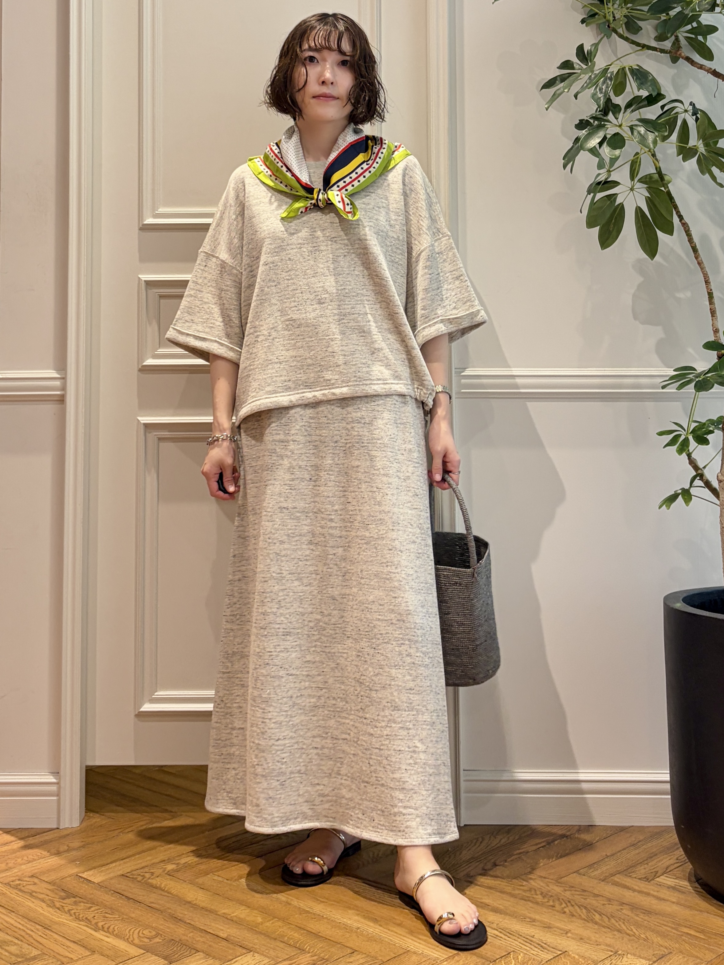 nakaoさんの「DRESSTERIOR｜【ウォッシャブル/セットアップ可】ウォッシャブルリネンウラケスカート」を使ったコーディネート
