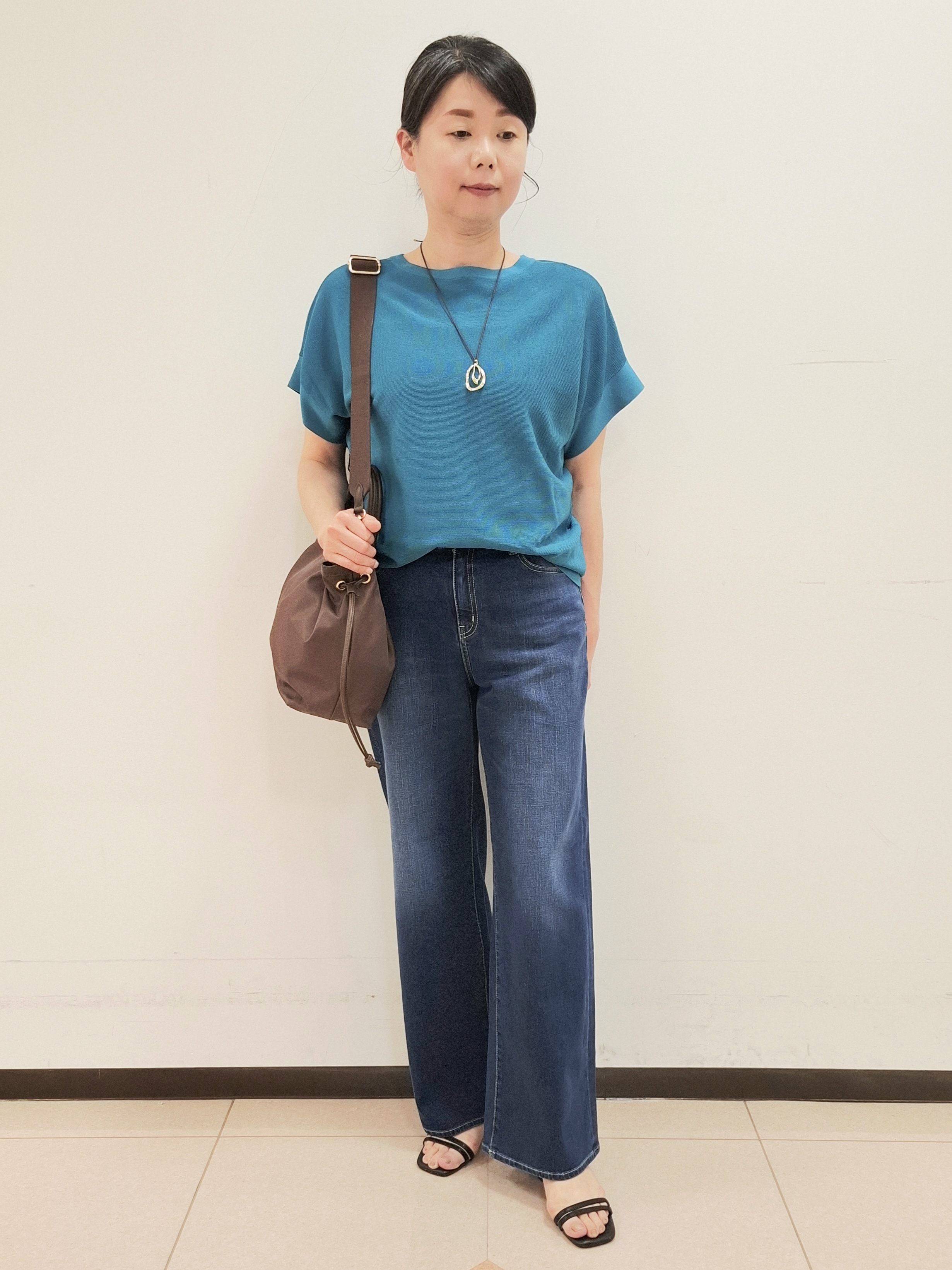 ねぎさんの「UNTITLED｜【11色展開/体型カバー】前後2WAYフレンチスリーブニット」を使ったコーディネート