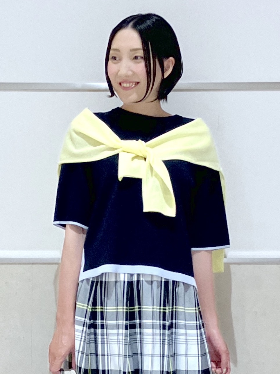 eriko さんの「Dessin｜【洗える】バイカラーボクシーシルエットニット」を使ったコーディネート
