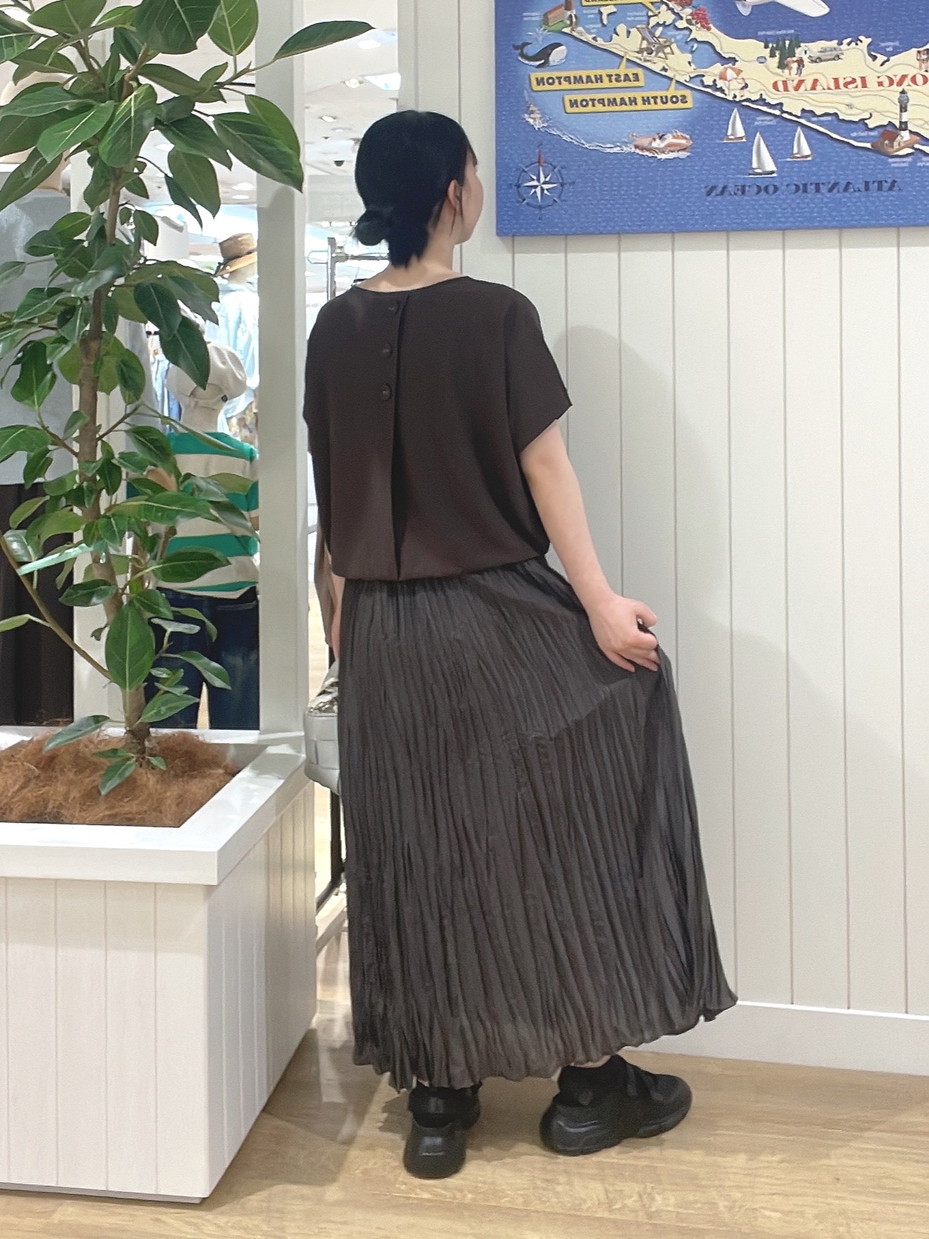 AYAさんの「Dessin｜【洗える】後ろボタンフレンチスリーブニット」を使ったコーディネート