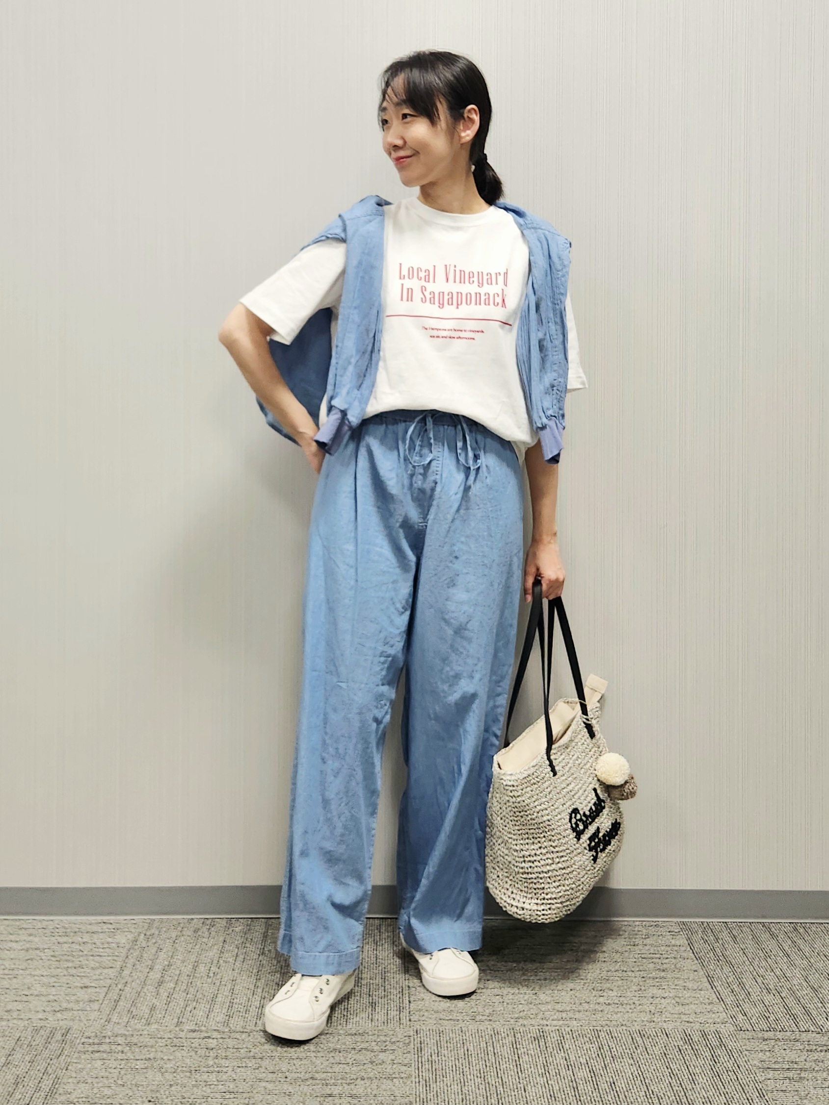 naraさんの「Dessin｜【洗える】オーガニックコットンロゴTシャツ」を使ったコーディネート