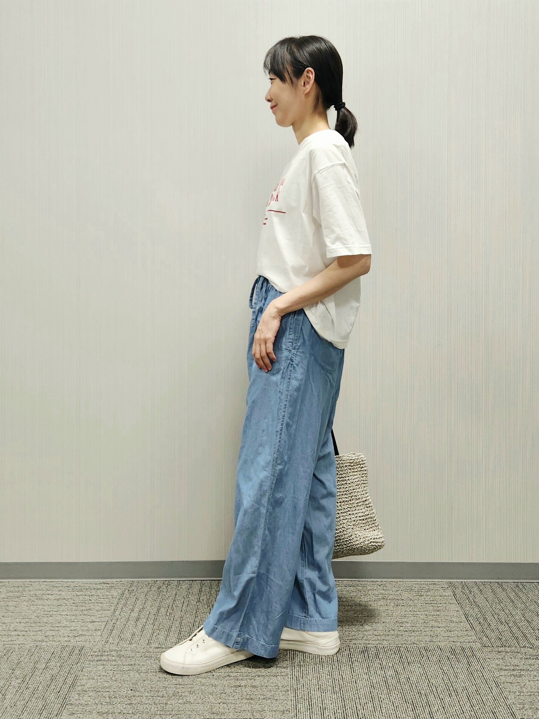 naraさんの「Dessin｜【洗える】オーガニックコットンロゴTシャツ」を使ったコーディネート