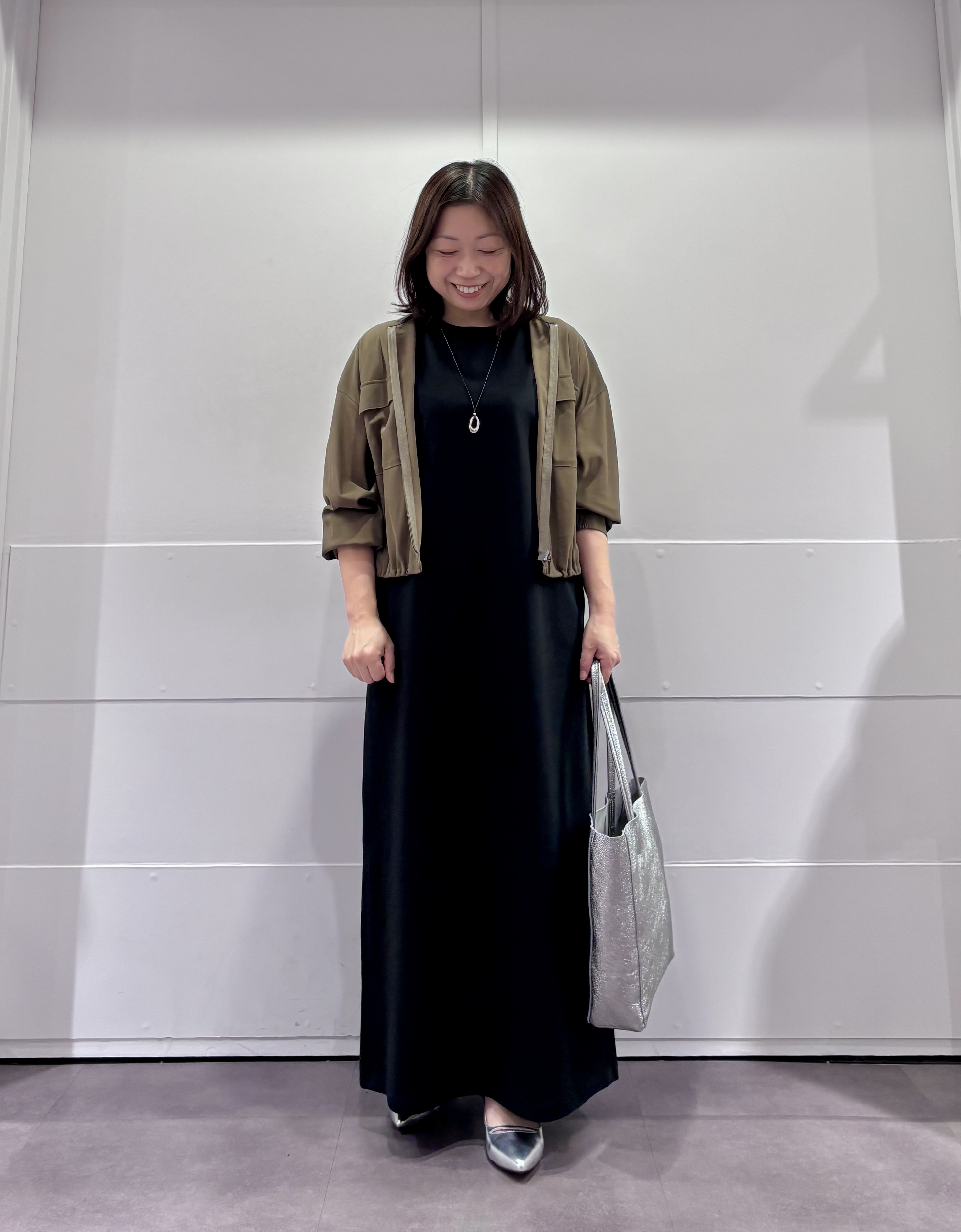 TOKOさんの「UNTITLED｜【接触冷感/UVカット/遮熱/抗菌防臭】ライトプレーティングワンピース」を使ったコーディネート