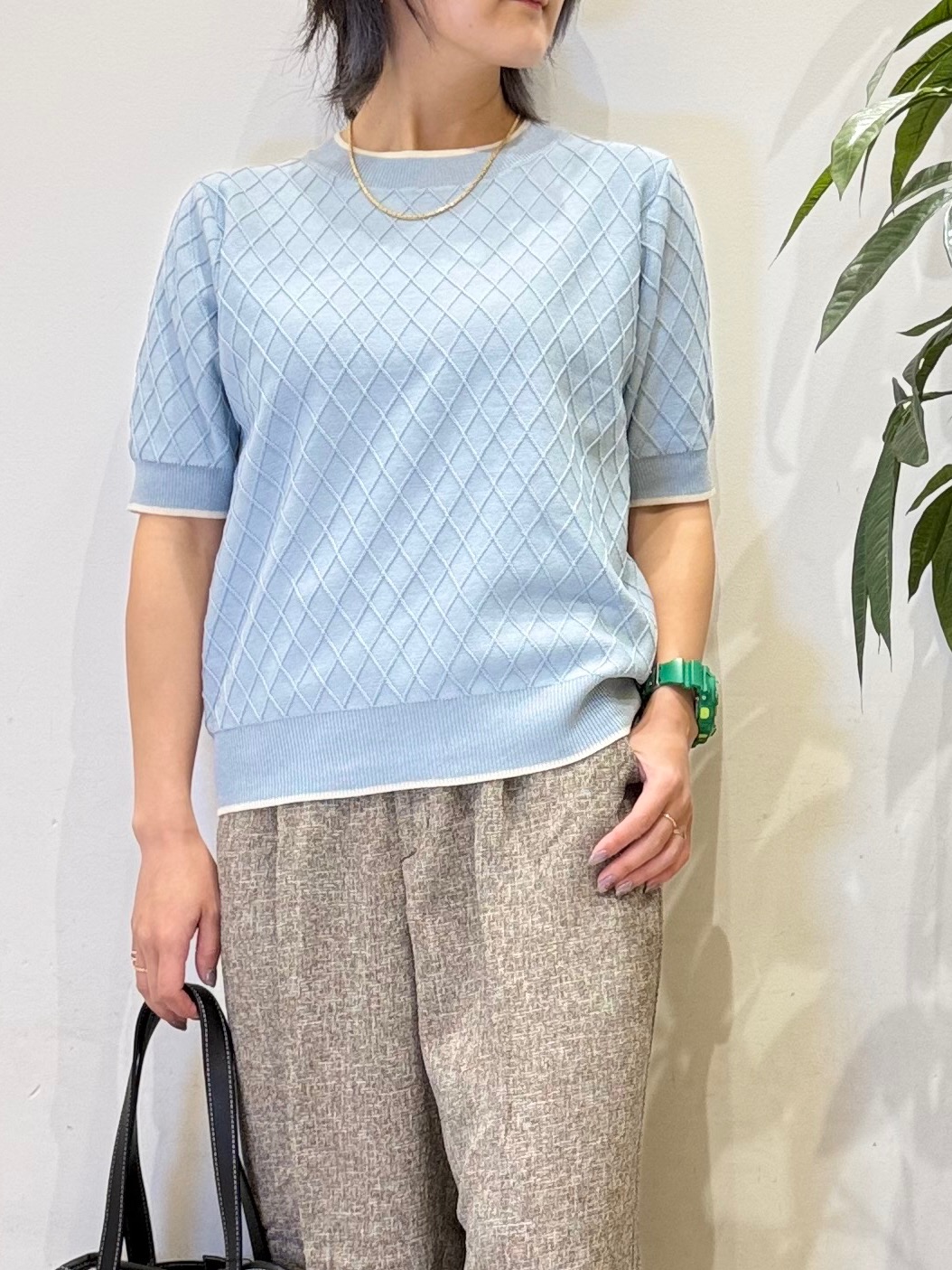 misakiさんの「SHOO･LA･RUE｜【洗濯機可/S-LL】大人上品なダイヤ編み柄 配色半袖ニット」を使ったコーディネート