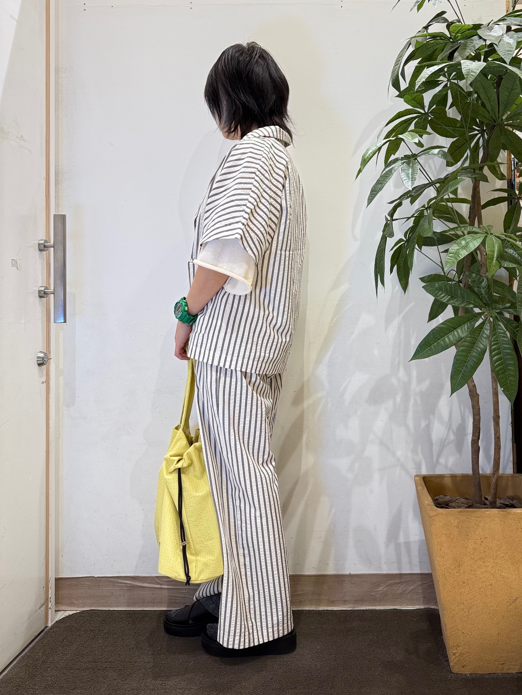 misakiさんの「SHOO･LA･RUE｜【S-LL/吸水速乾/セットアップ可】羽織るだけで主役になる サッカーストライプシャツジャケット」を使ったコーディネート