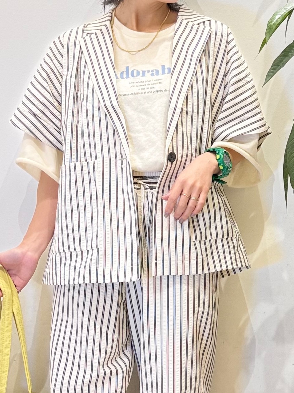 misakiさんの「SHOO･LA･RUE｜【S-LL/吸水速乾/セットアップ可】羽織るだけで主役になる サッカーストライプシャツジャケット」を使ったコーディネート