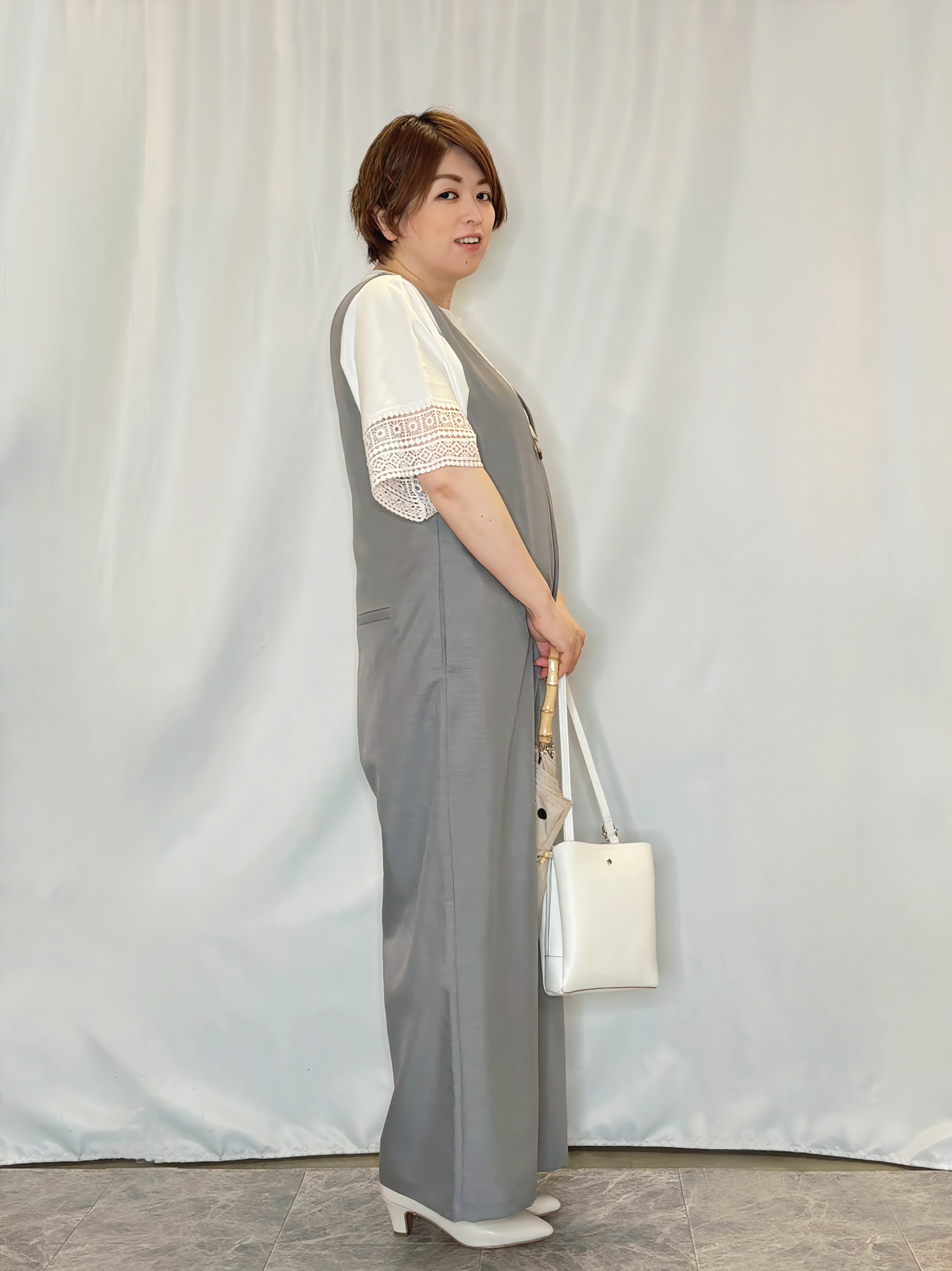 たみさんの「SHOO･LA･RUE｜【洗濯機可/体型カバー/S-LL】レース使いがポイント デザインTシャツ」を使ったコーディネート